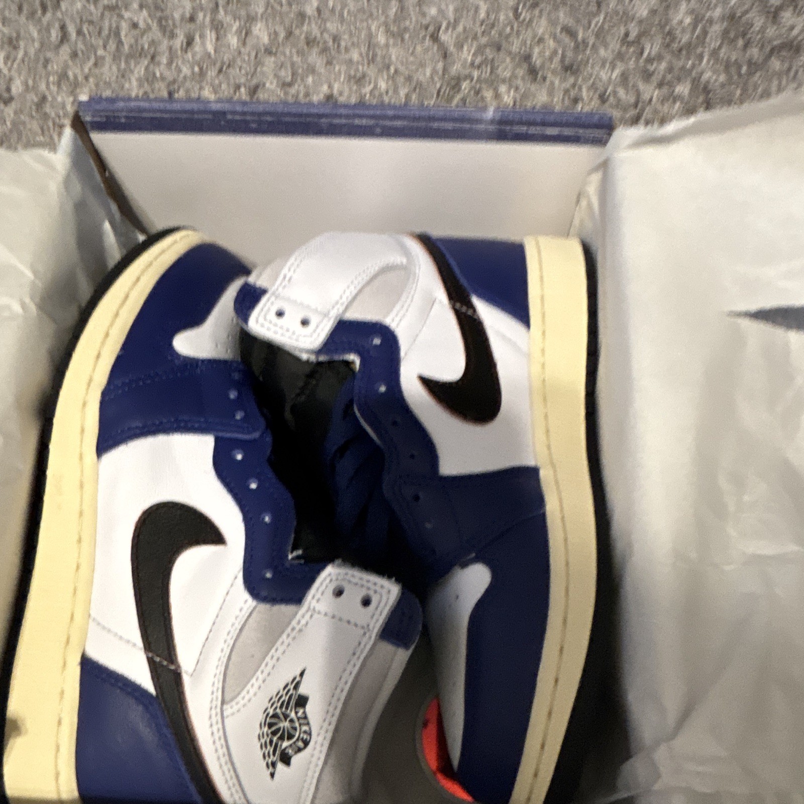 Jordan Air Jordan 1 Retro High OG (GS) Leather High Top Sneakers 4Y FD1437-100