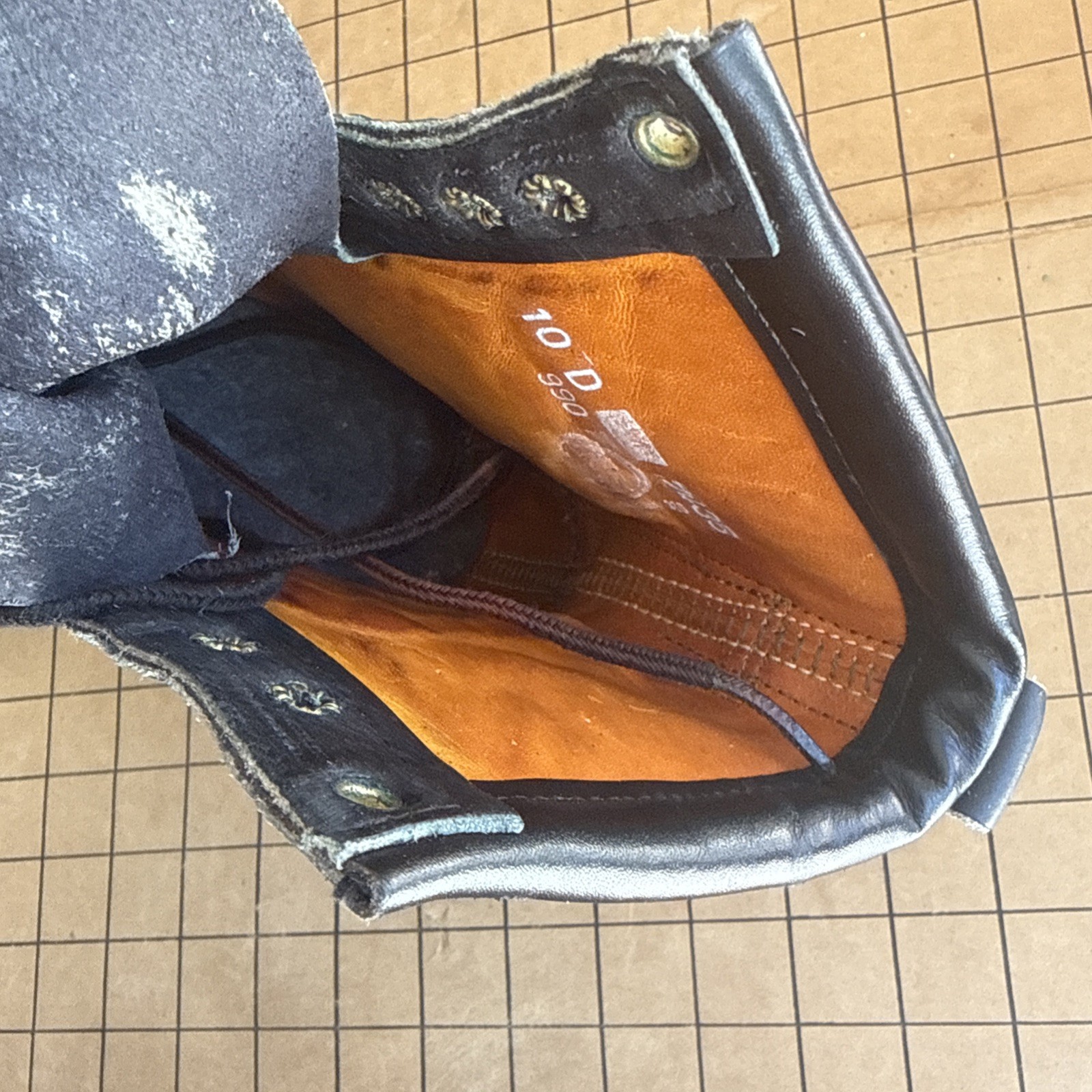Size 10D Chippewa Military SEE PICTURES