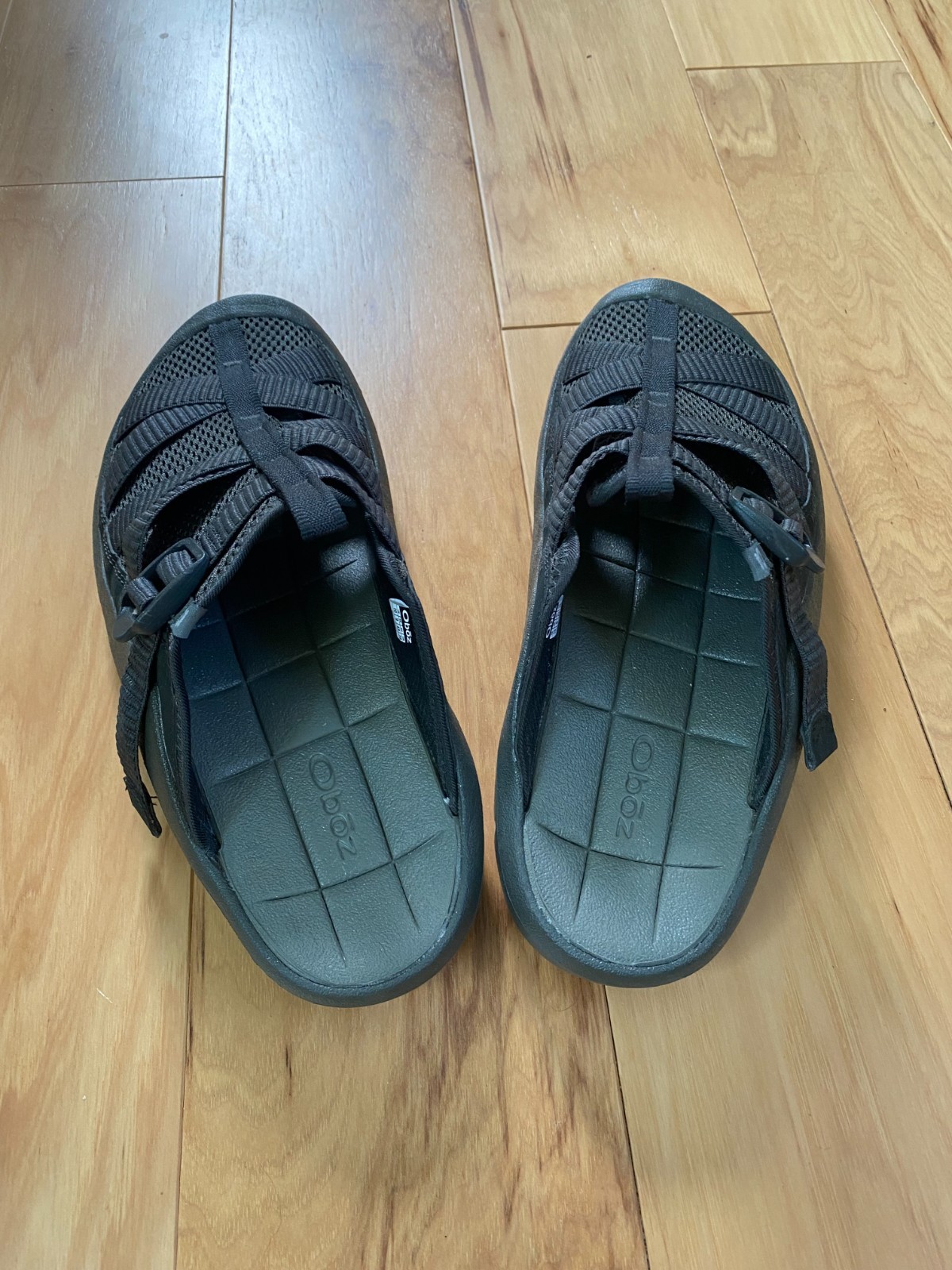 Oboz men’s size 10 Whakata Ease sandals, black