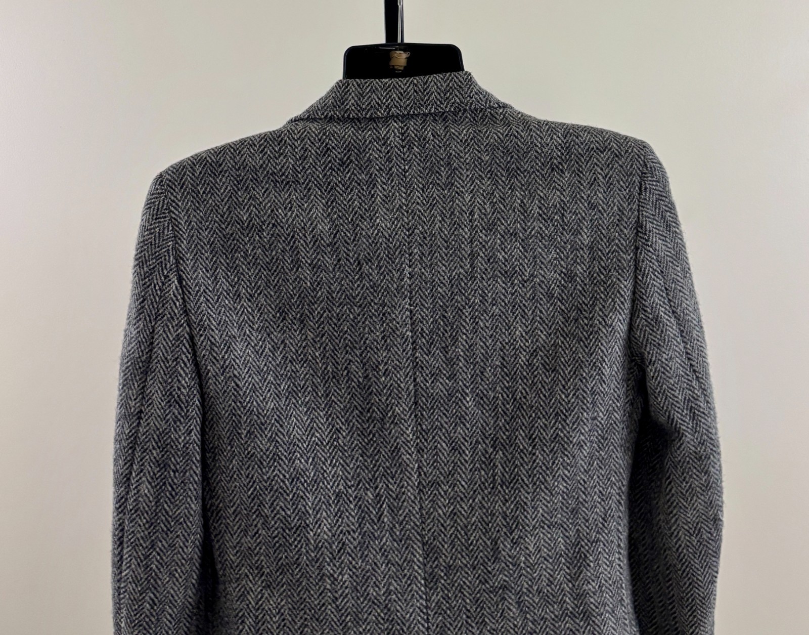 HARRIS TWEED Mens 38R Black Gray Herringbone Scottish Wool Jacket Blazer VTG