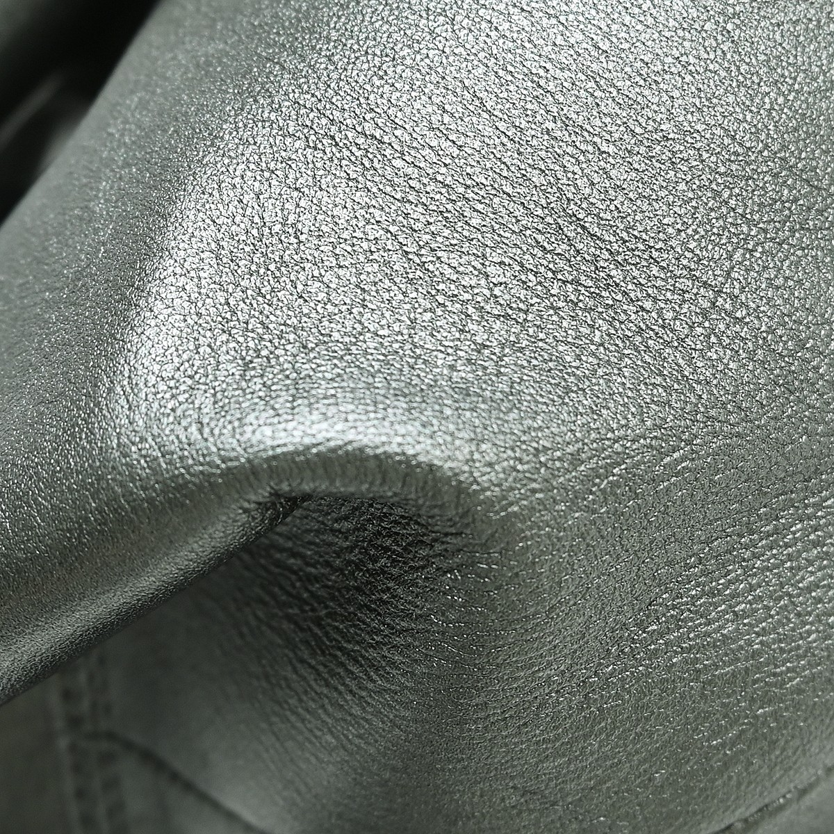 Loewe Gray Lambskin Nappa Aire Handbag 060907 NQ09489