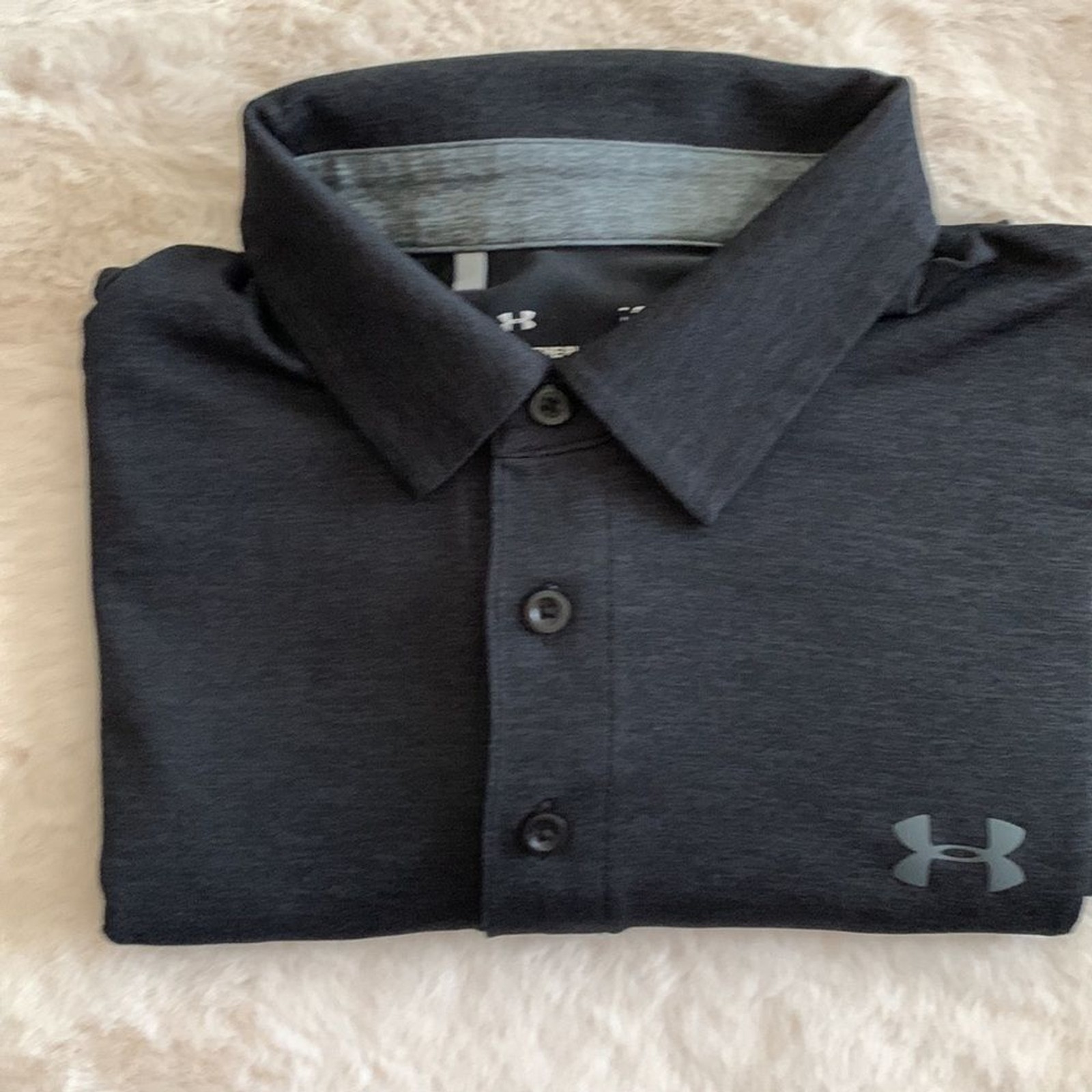Under Armour Mens Large dark gray playoff polo