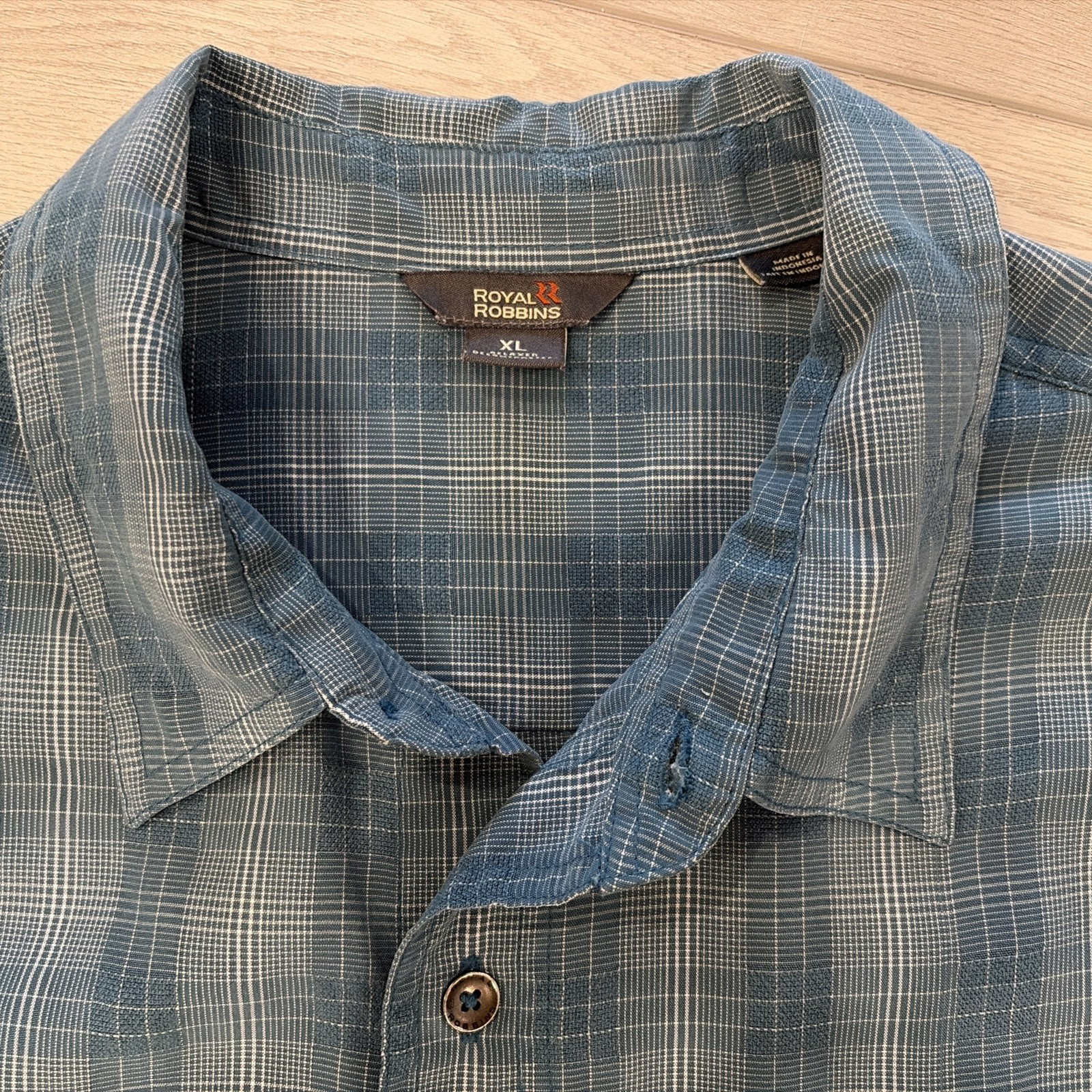 ROYAL ROBBINS MENS XL BLUE PLAID SHORT SLEEVE BUTTON UP SPLIT HEM CAMP SHIRT