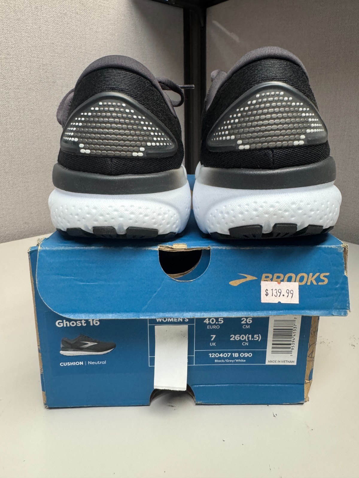 Brooks Women’s Ghost 16 Black Grey White Med Width Multiple Sizes