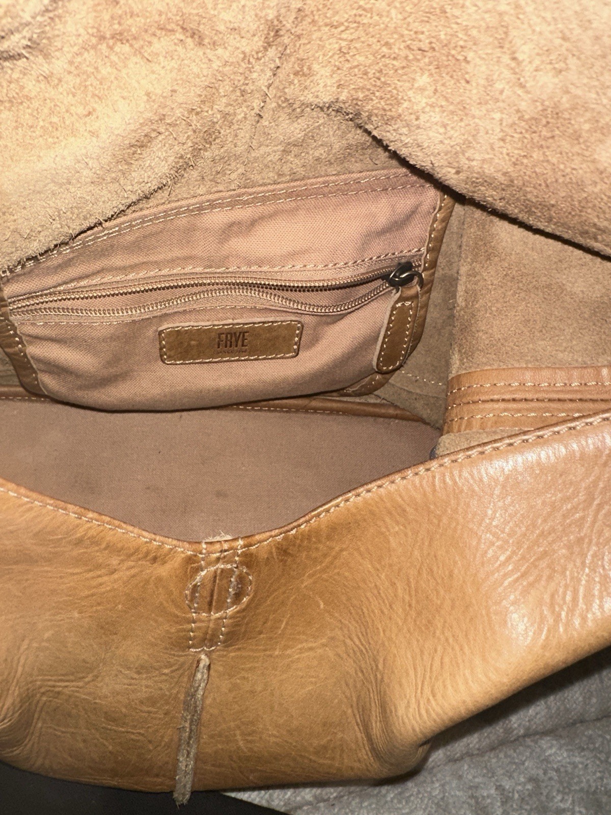 Frye Hobo Leather Large Handbag !!