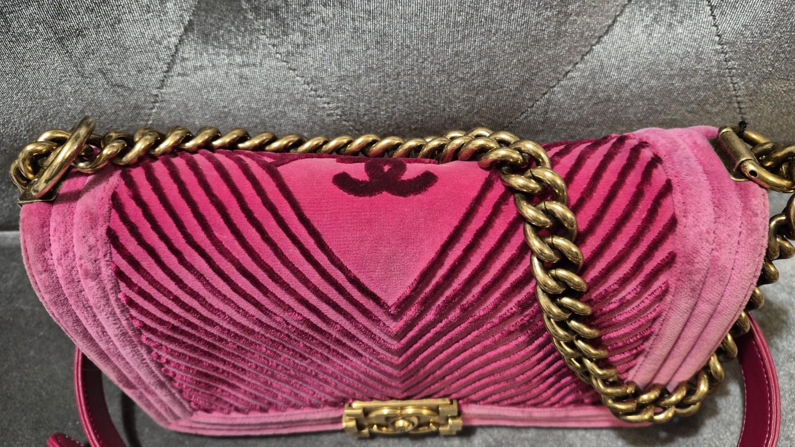CHANEL Paris-Cosmopolite Chevron Pink Velvet Boy Bag Purse Gold Chain Strap, COA