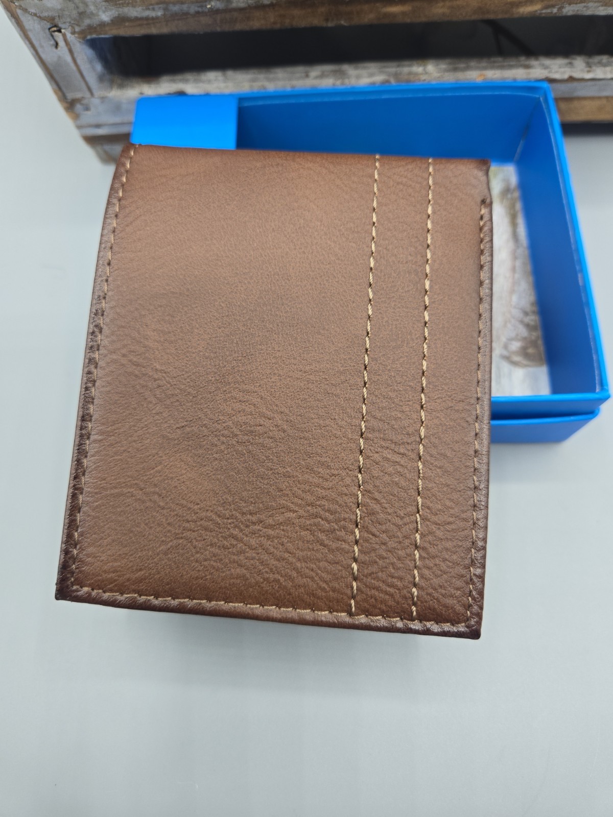 Columbia Bifold Men’s Wallet Brown 4.5×3.5 Inches Coated Leather