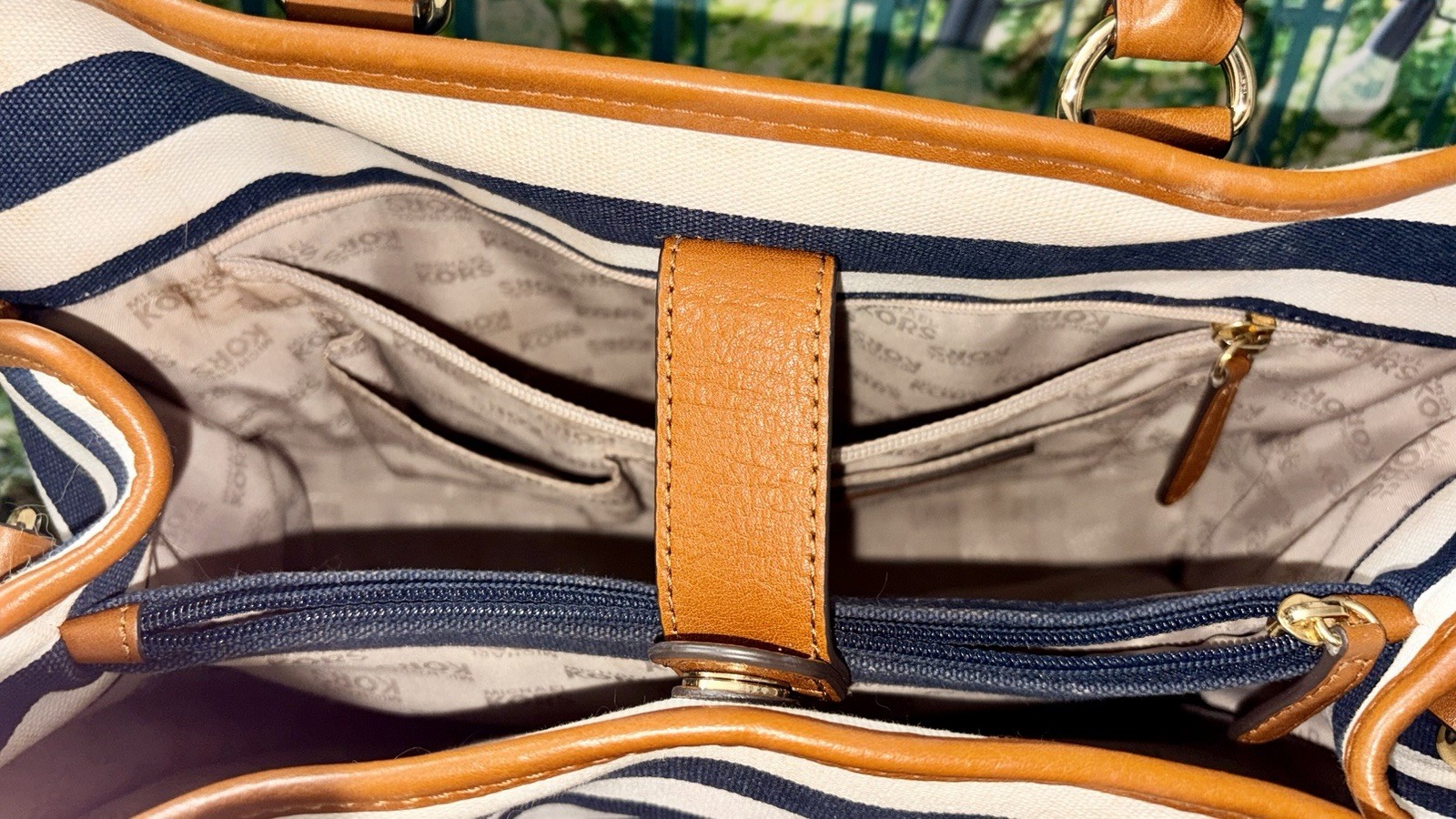 Michael Kors Hamilton Large Tote Satchel Striped Canvas Navy Blue White Leath