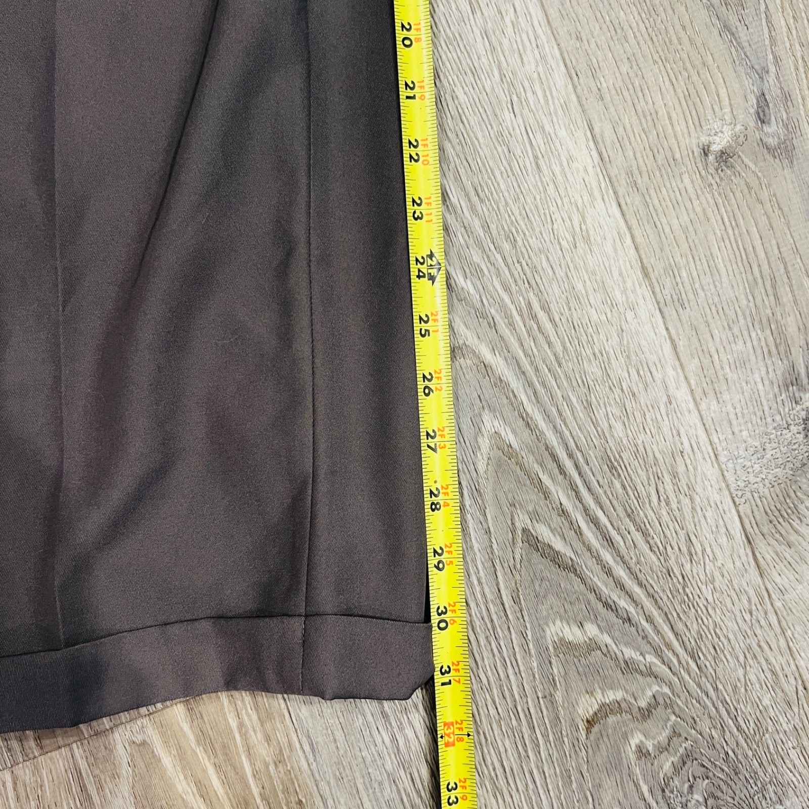 Haggar mens dress pants Gray 36×32 classic fit WPL386 Pleated Cuffs work office