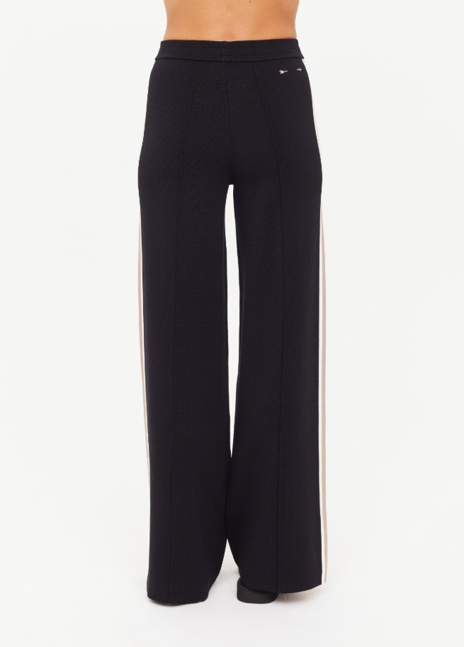 100% AUTHENTIC🔥 The upside Women’s FREYA KNIT PANT