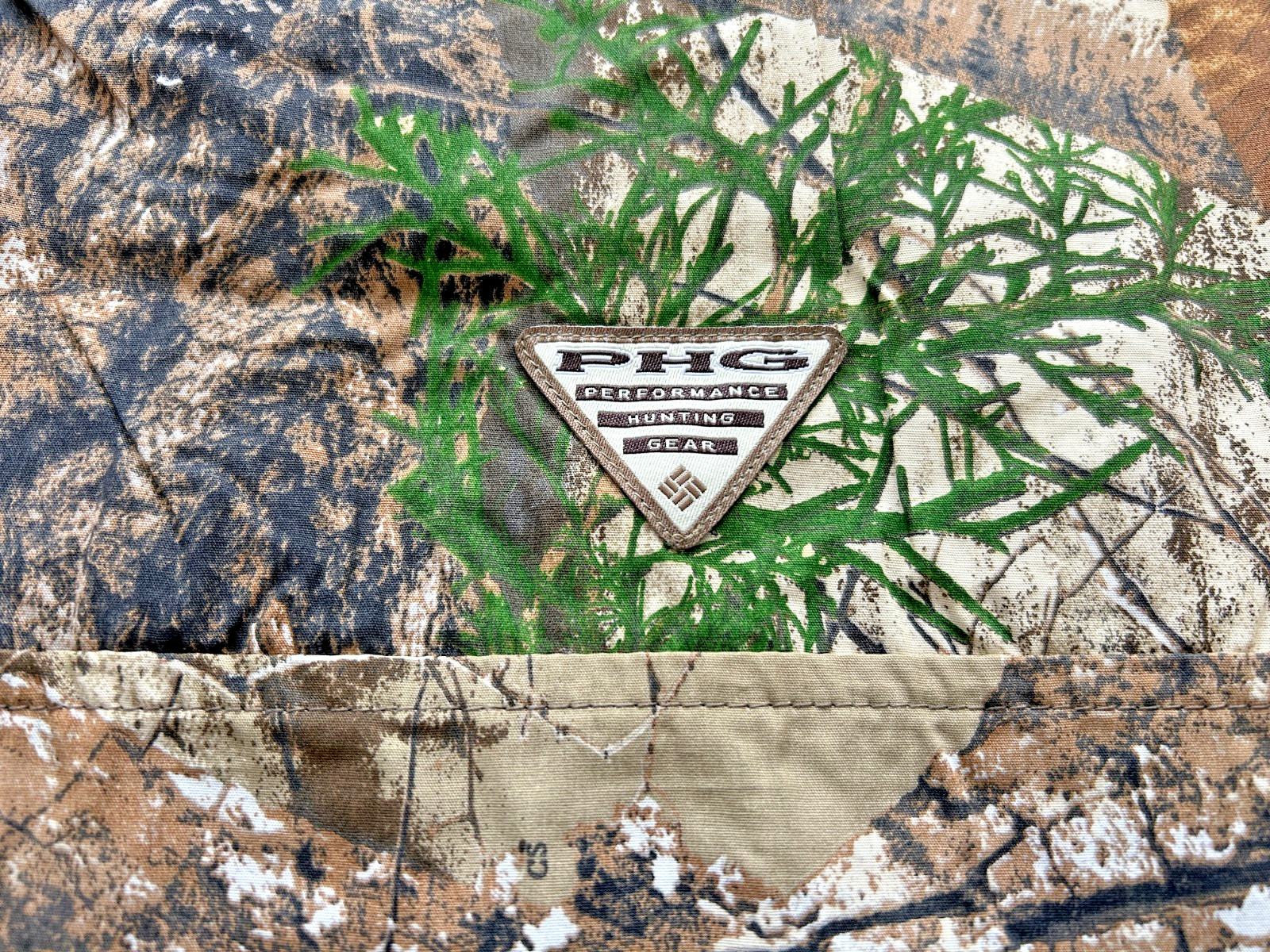 Columbia Mens PHG Super Sharptail Camo Button Up Shirt