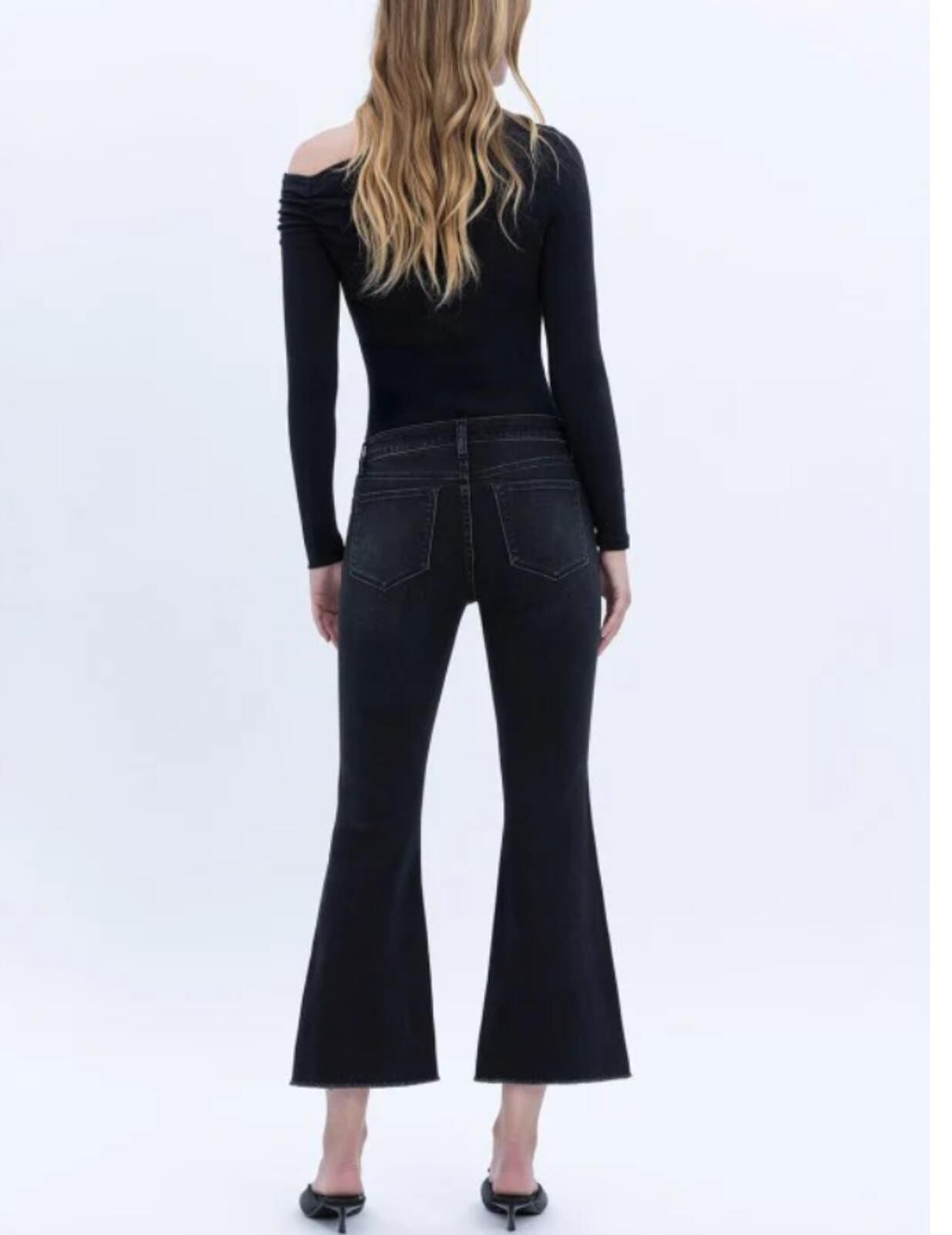 Vervet Mid Rise Step Hem Crop Flare Alison BLACK 28 NEW