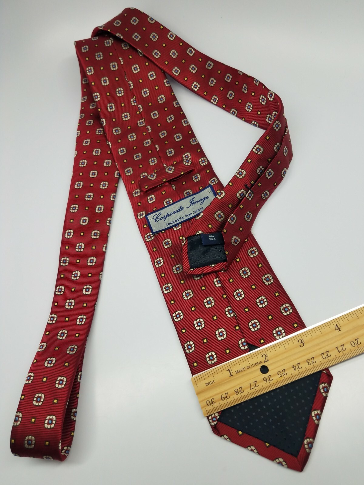 Tom James Corporate Image Silk Tie Red Blue Silver Geometric 65.5 x 3.25 Long