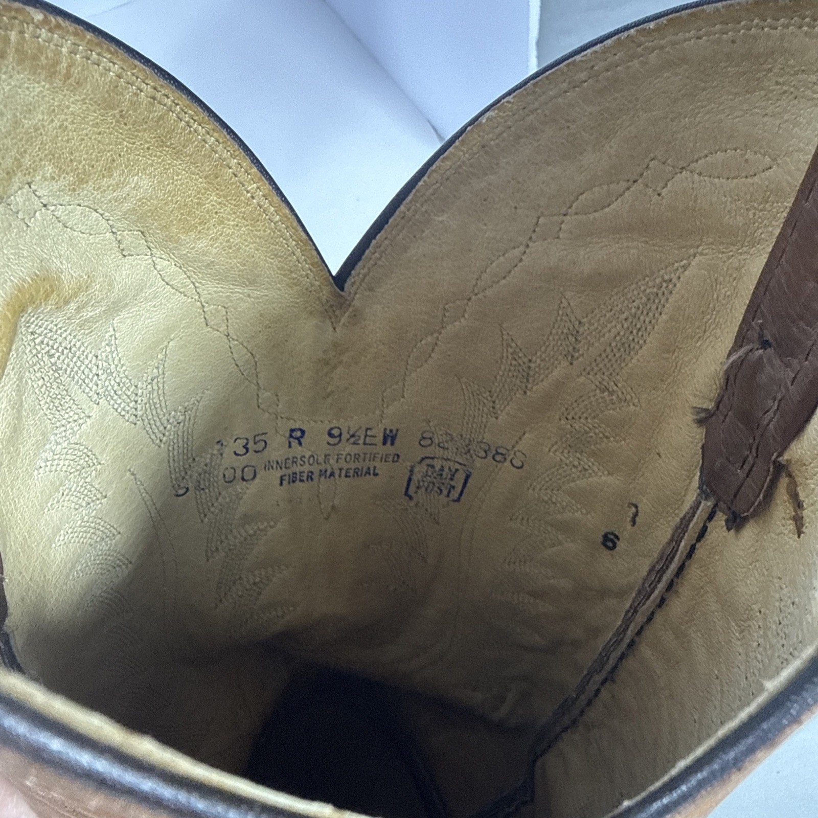 Dan Post Classic Brown Western Cowboy Boots Mens Size 9.5 EW Leather Embroidered