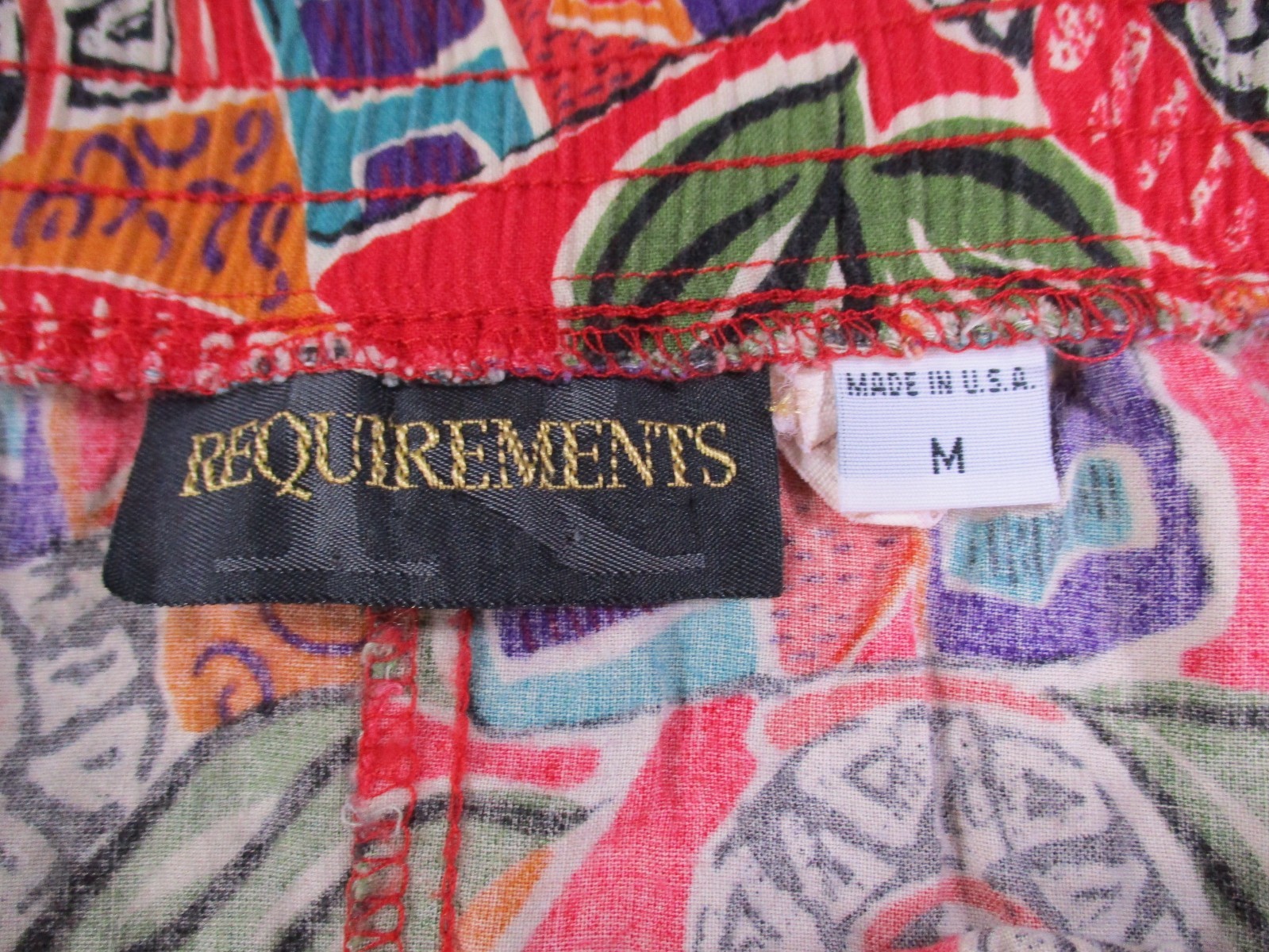 Requirements Medium Womens Skirt Red Geometric Rayon Vintage