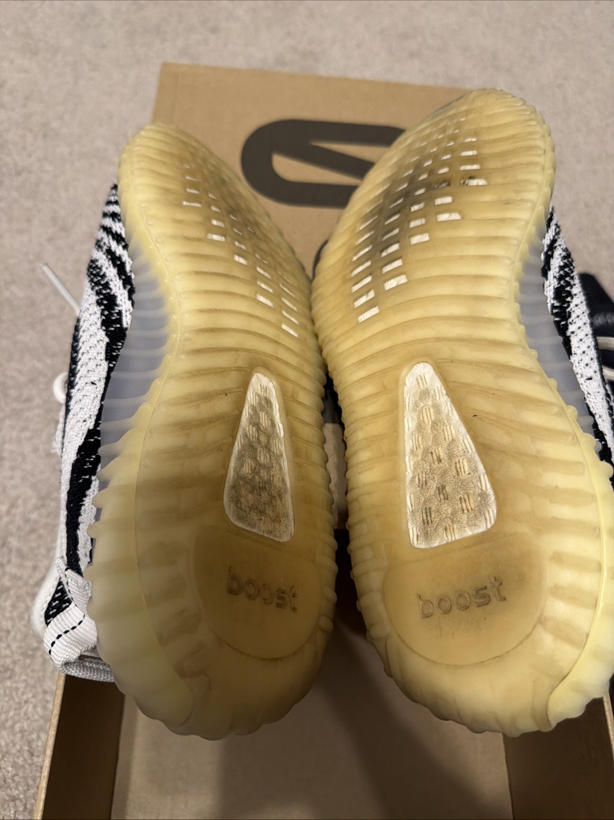 adidas Yeezy Boost 350 V2 White Zebra Size 7