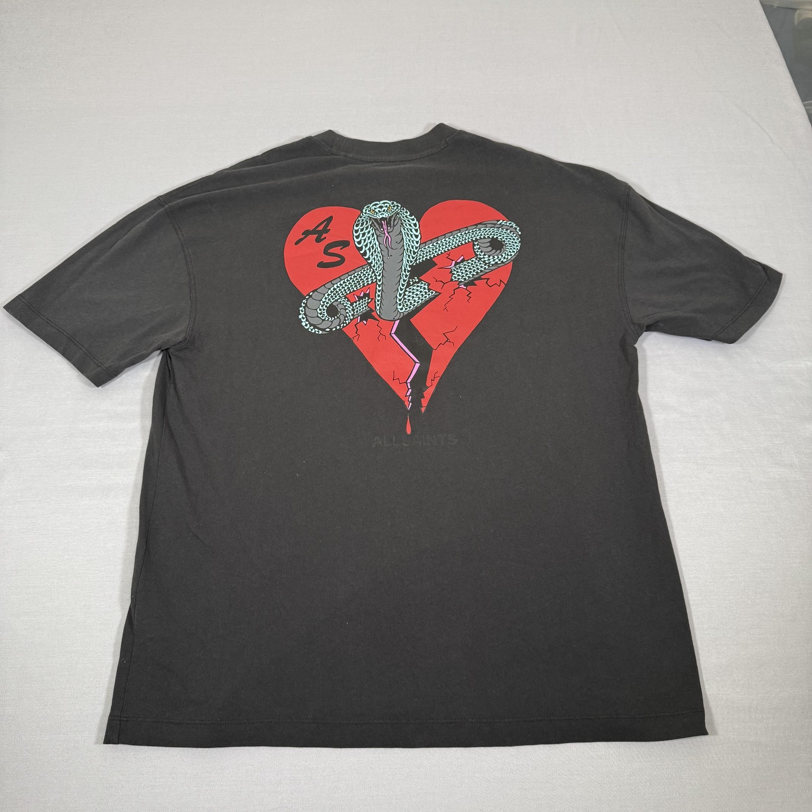 All Saints Shirt Mens Medium Black Oversized Snake Heart Tee Organic Cotton Gym