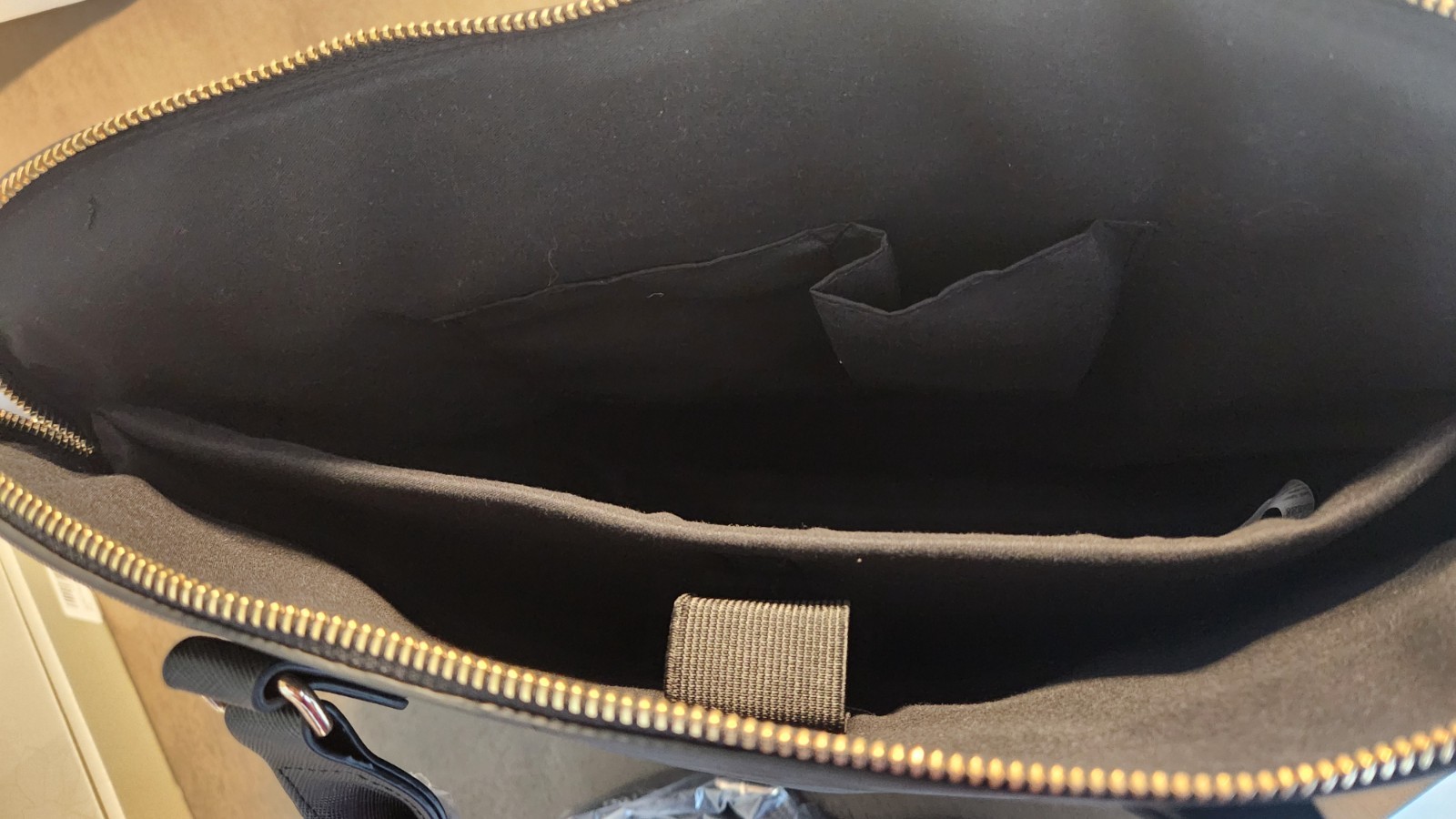 ANNA FIELD Black Saffiano Leather Laptop Tote Crossbody Bag, AWH-CM303672, NWT