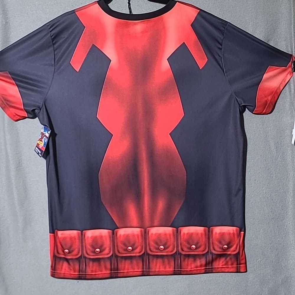MARVEL DEADPOOL Men’s Novelty Athletic Costume Shirt – Size XXL NEW WITH TAGS