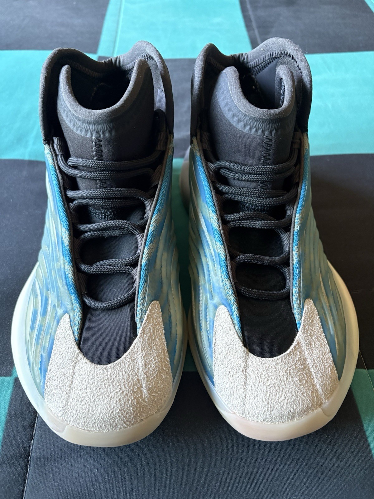 Men’s Adidas Yeezy Quantum ‘Frozen Blue’ Size 8