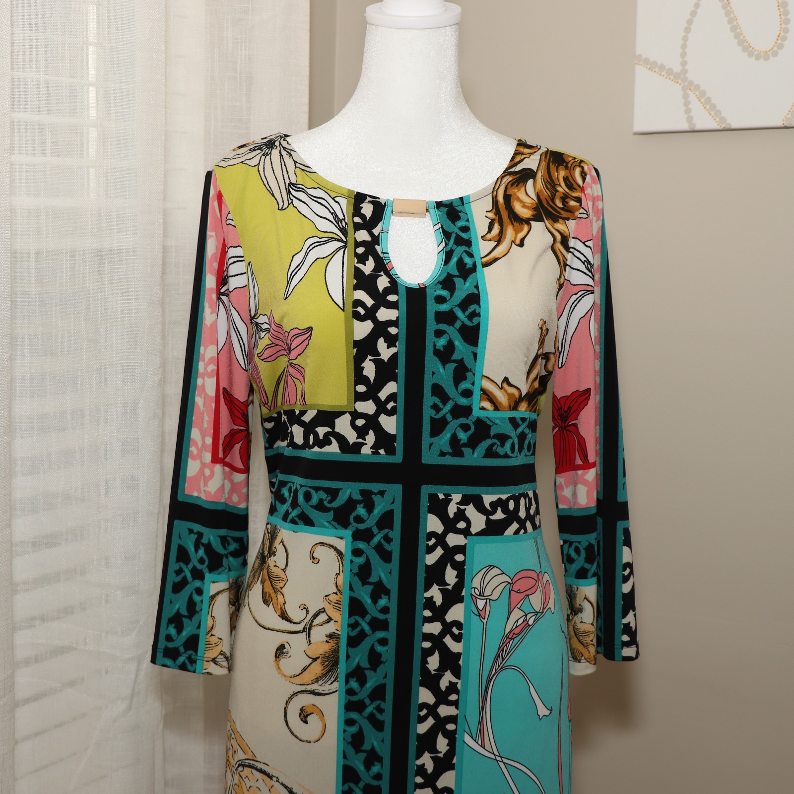 Style & Co Bright Floral Fleur-De-Lis Scroll Peephole Sheath Dress Size Small
