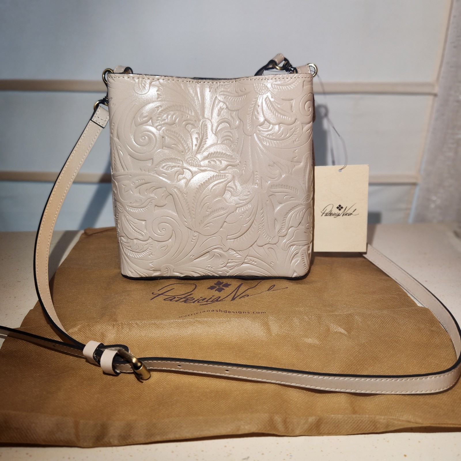 Patricia Nash Ledra Tooled Floral Leather Chalk White Ivory Crossbody Bag Purse
