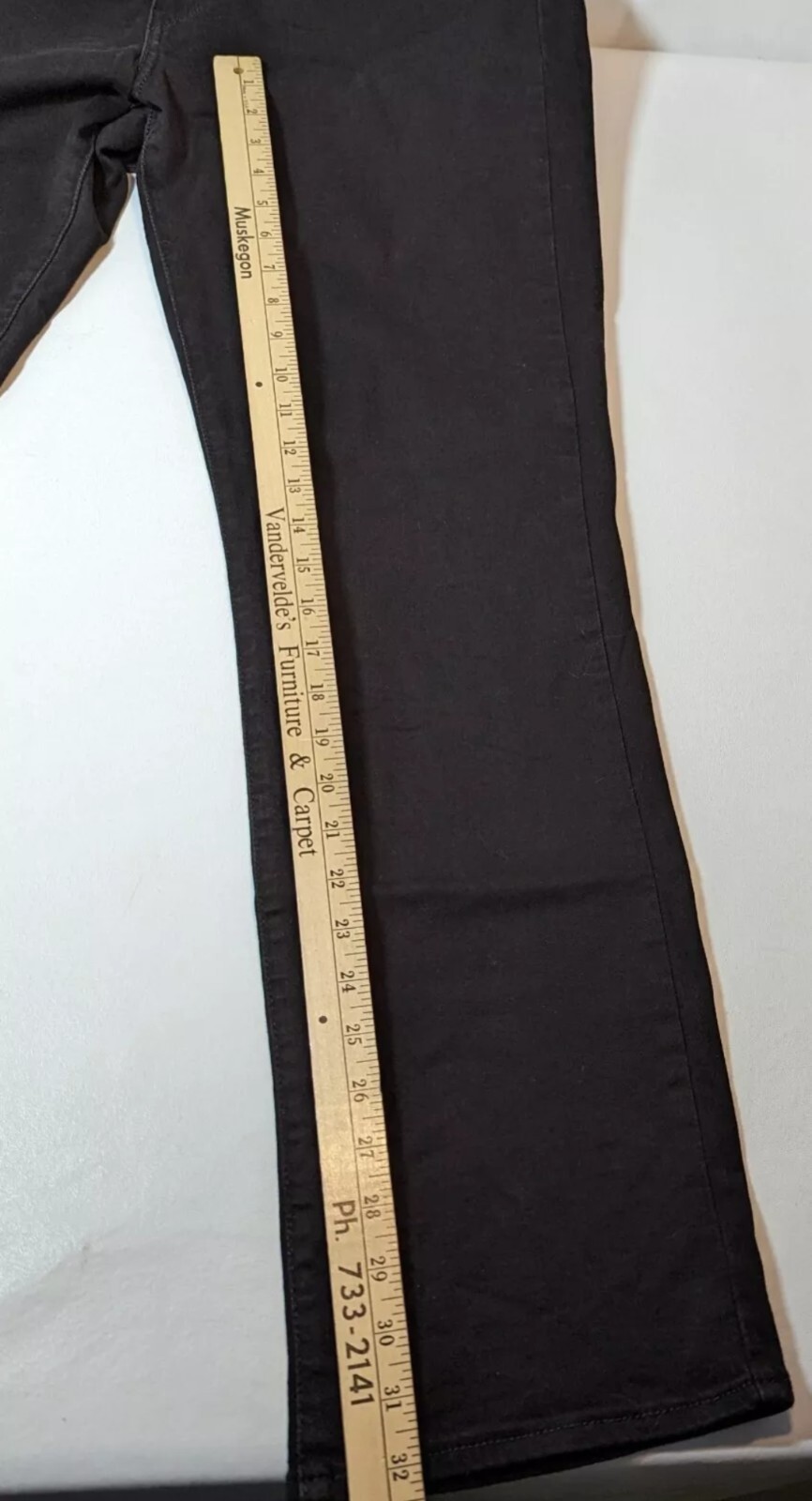 Levis 314 BlackJeans Womens 33 x 32 Shaping Straight Blackout Biker Denim
