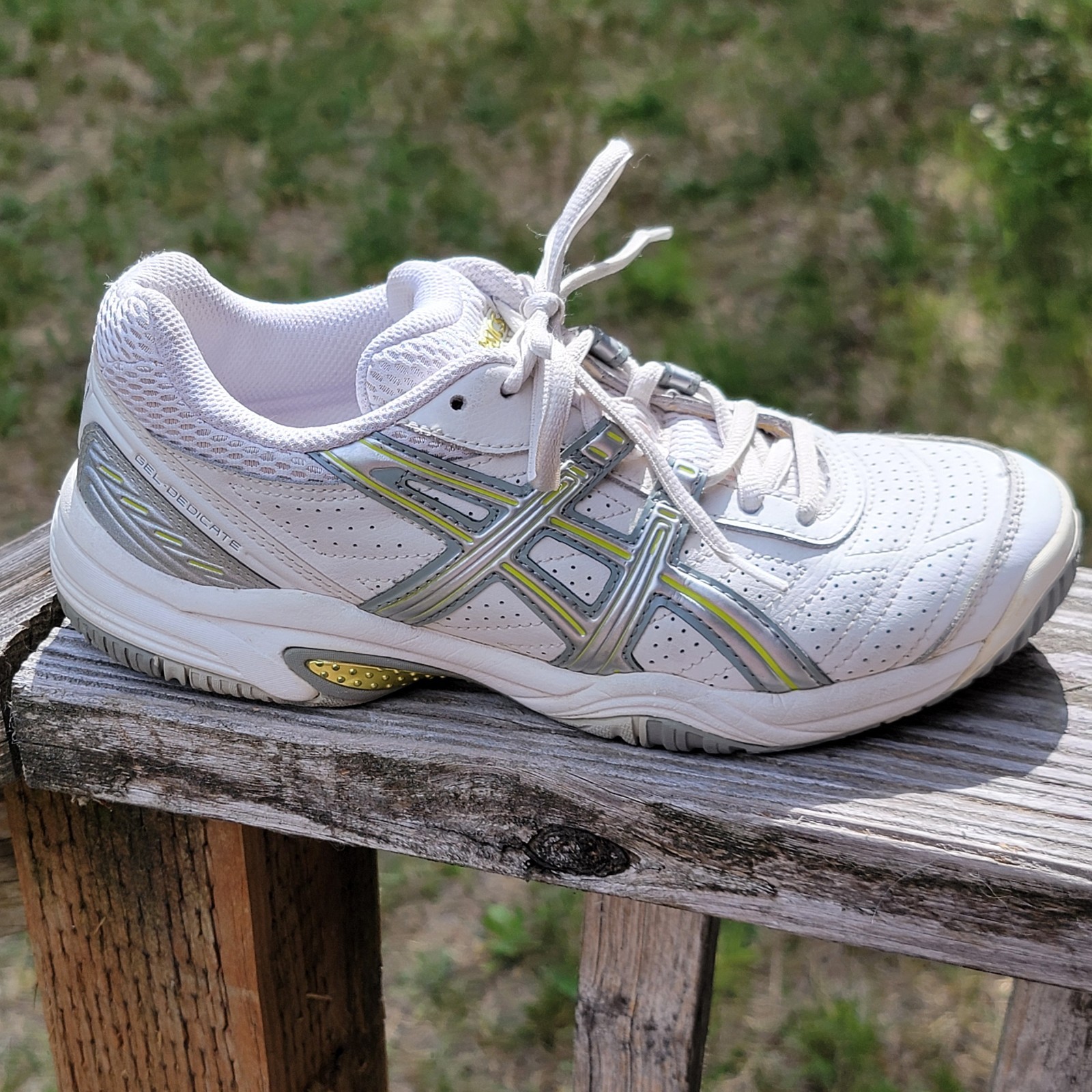 Asics Gel Dedicate E955L Tennis Pickleball Court Shoes W7.5 Nonmarking Sole