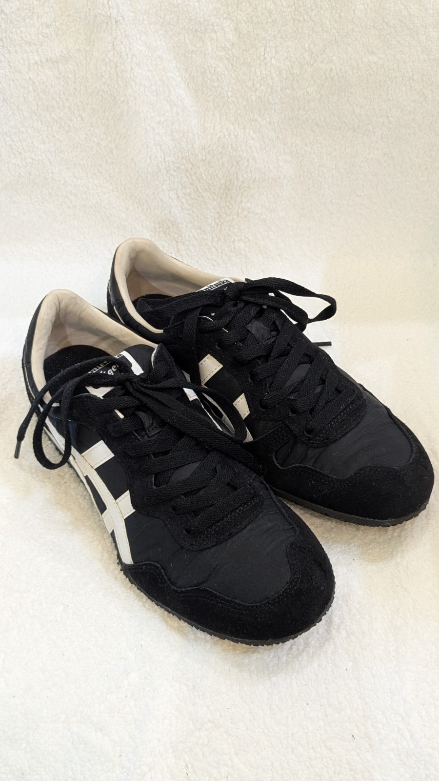 ASICS Onitsuka Tiger Serrano Black/White Classic Shoes Size 8.5 Womens