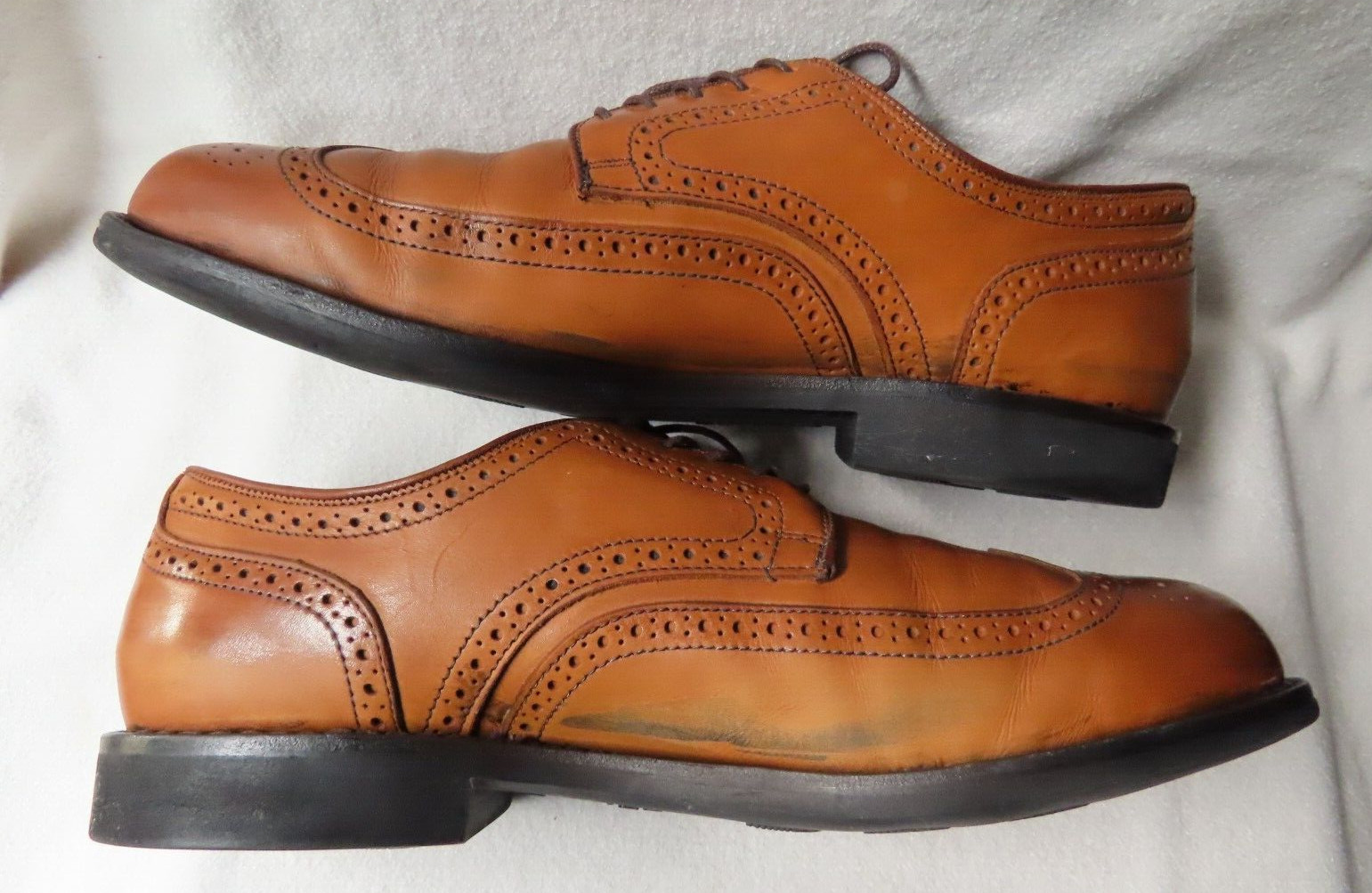 Allen Edmonds Brown “Player’s Shoe”, Wingtip, Medallion Toe, Size 11 D , 65188