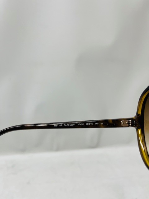 Ray-Ban RB4125 Cats 5000 Classic Glasses-Light Havana w/Bwn Grad Lens*New/Defect