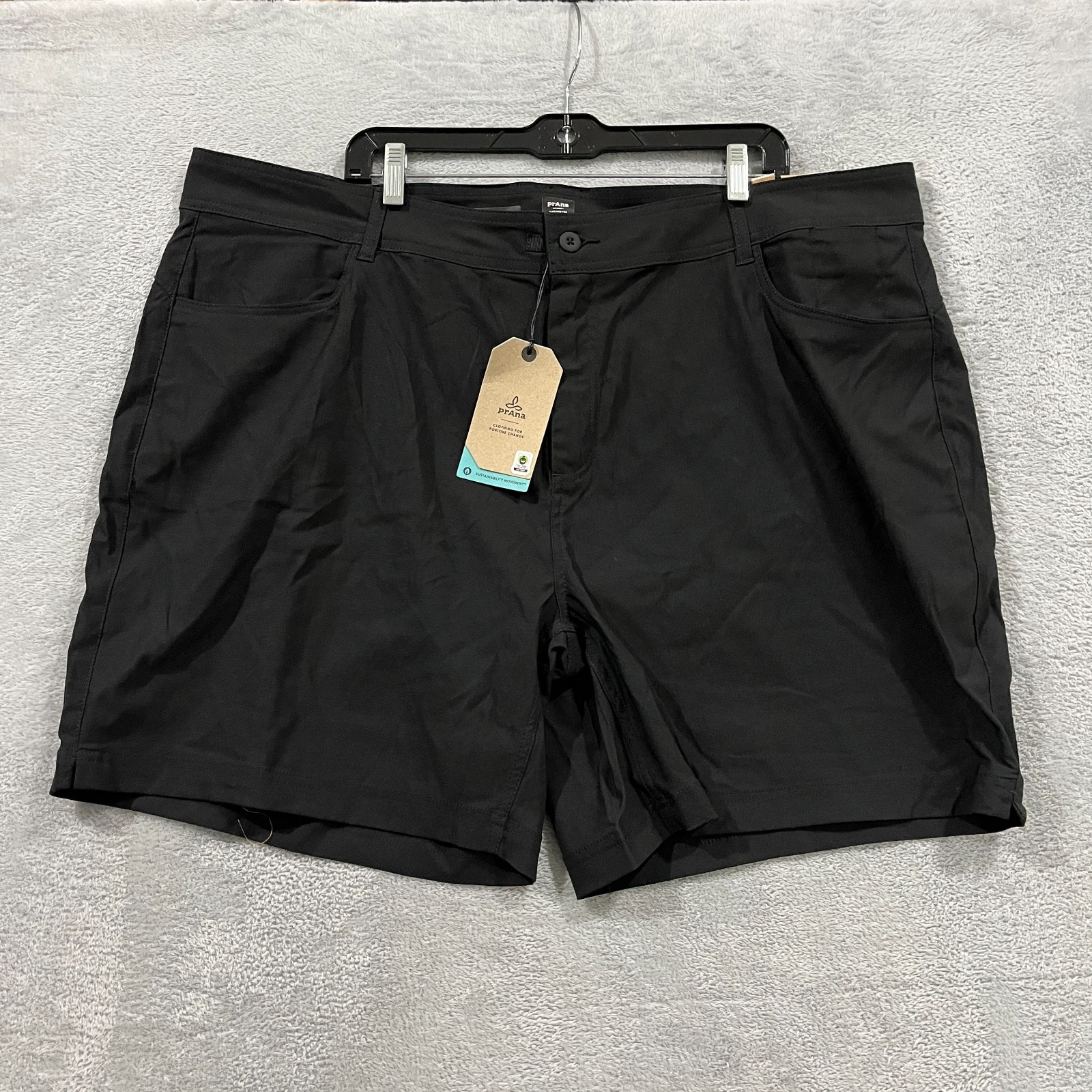 Prana Halle Plus II Shorts Womens 22W Black Standard Fit Moisture Wicking Hiking