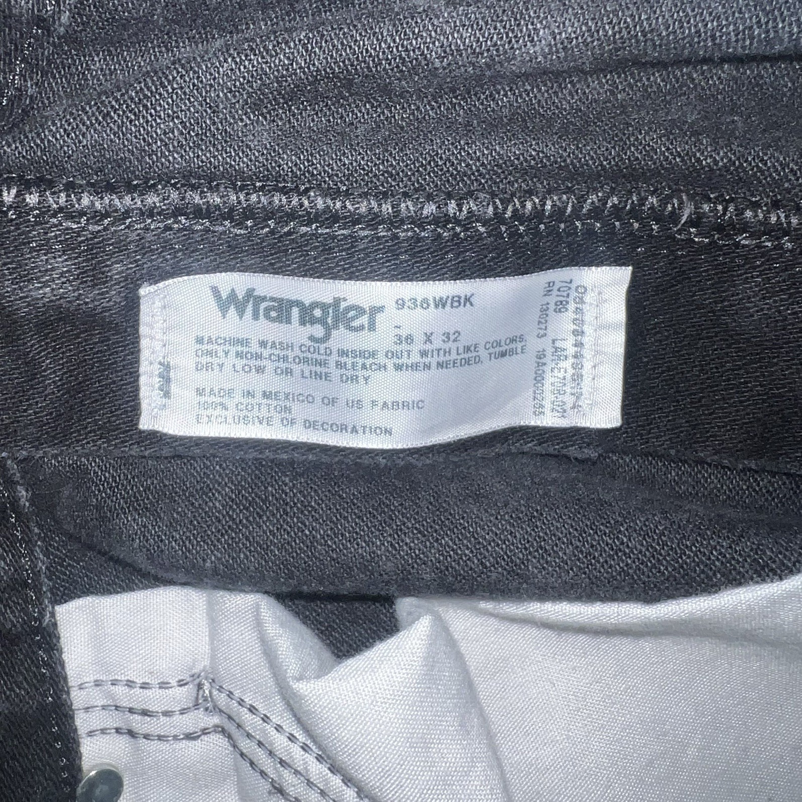 Wrangler Mens Cowboy Cut Slim Fit Black Denim Jeans Size 36X32 936WBK Classic