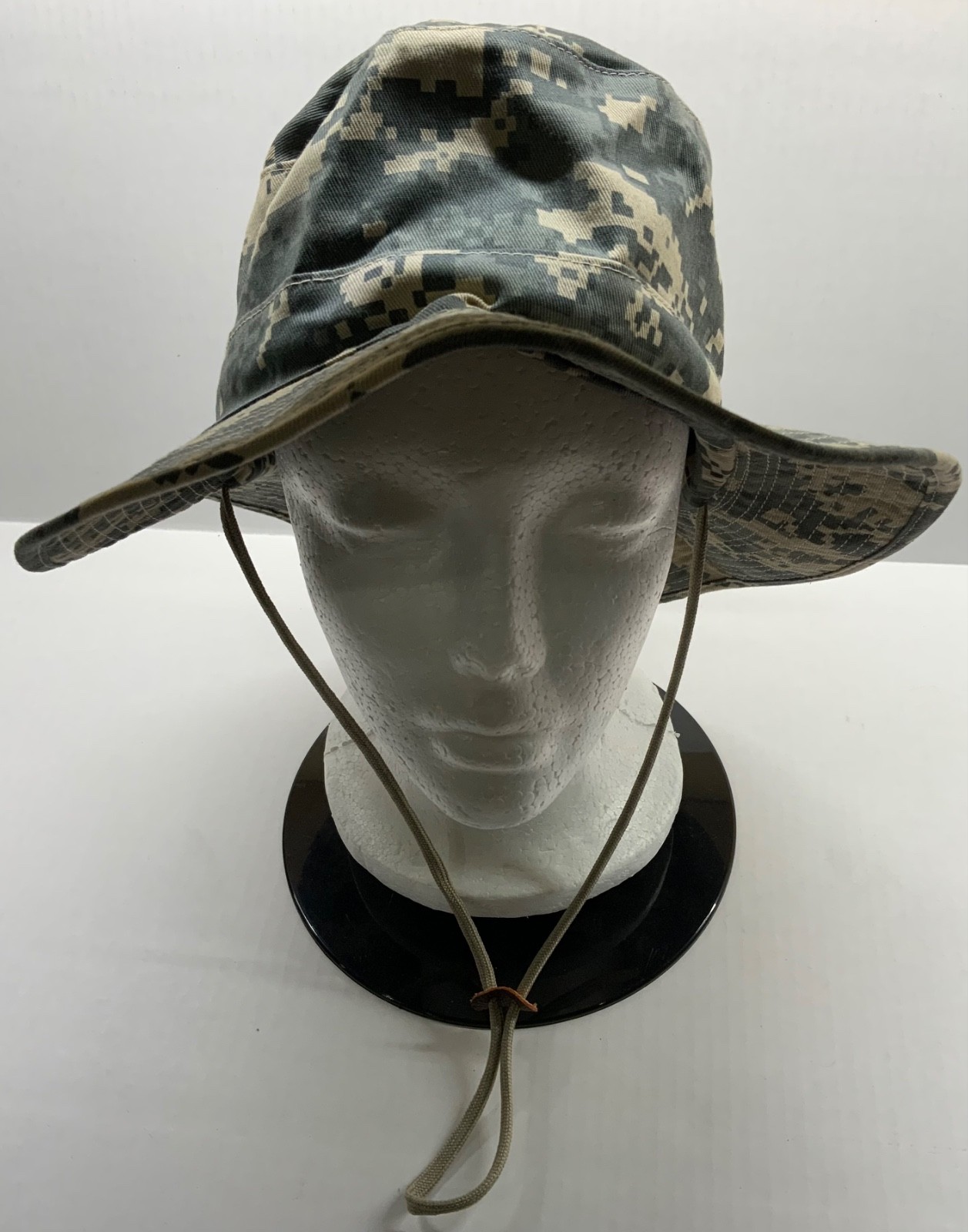DIGI CAMO Boonie hat One size adjustable chin strap 4 screened Vents