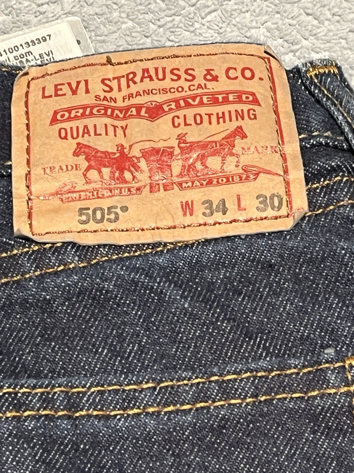 Levis 505 Straight Fit Blue Size 34×30 Men’s Jeans, Never Worn