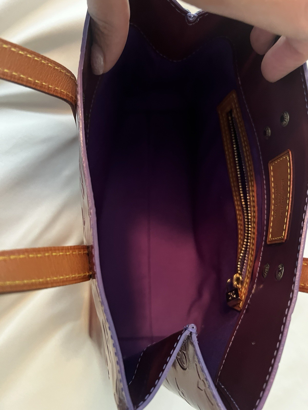 Louis Vuitton Reade PM Vernis Patent Monogram Embossed Burgundy Tote Bag
