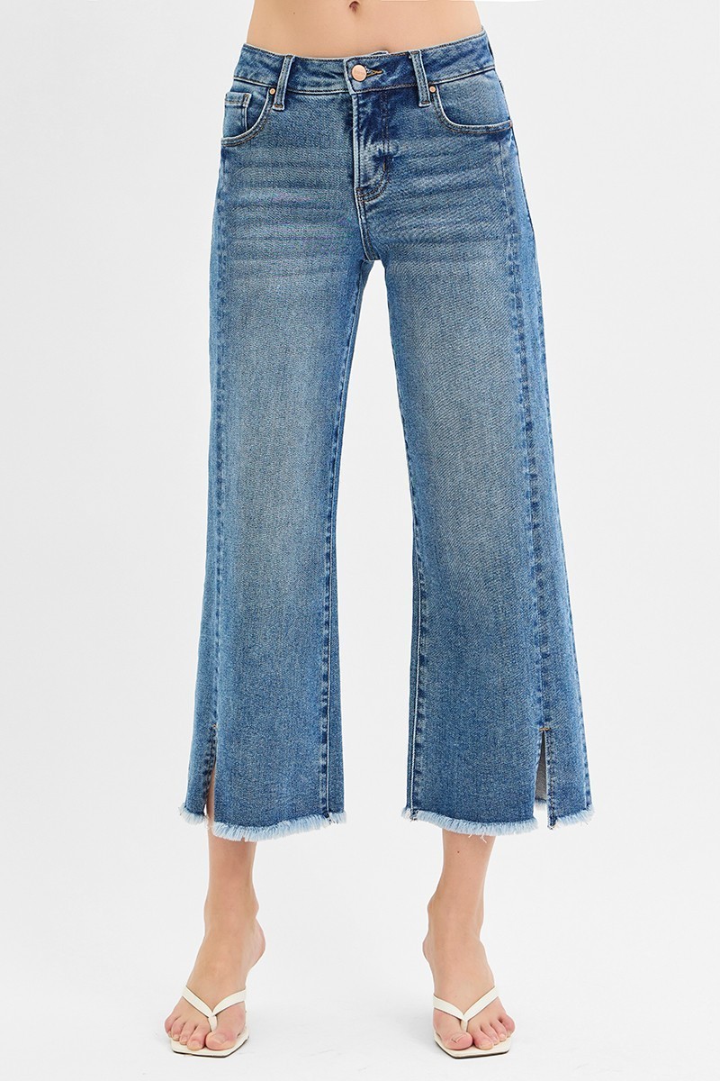 NWT Risen Denim Crop Jeans Medium Blue with Stretch Frayed Hem