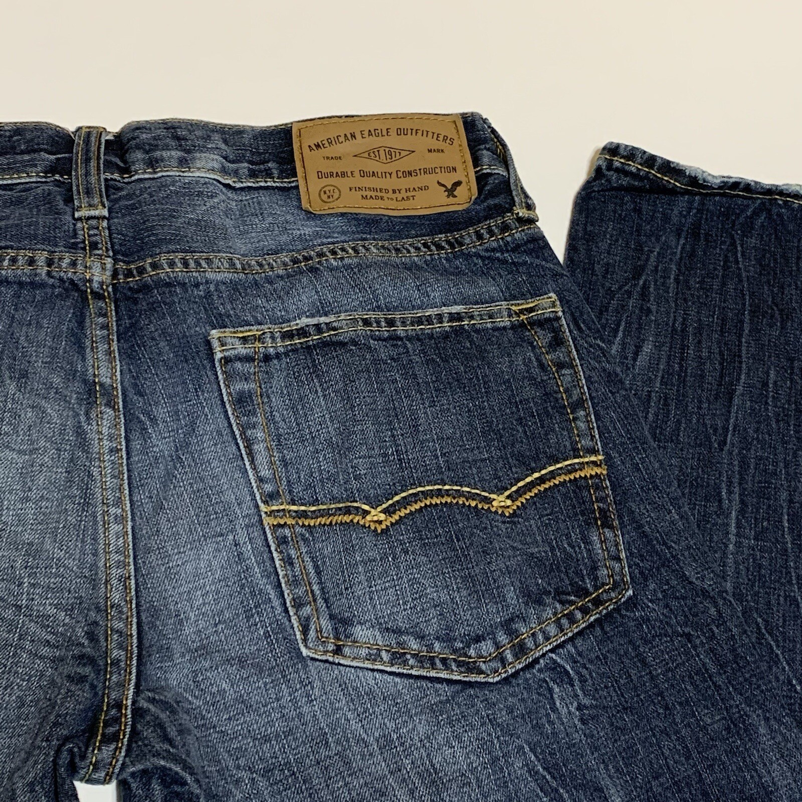 American Eagle Original Straight Jeans Mens Measures 30×29 Whiskers Fade Lines