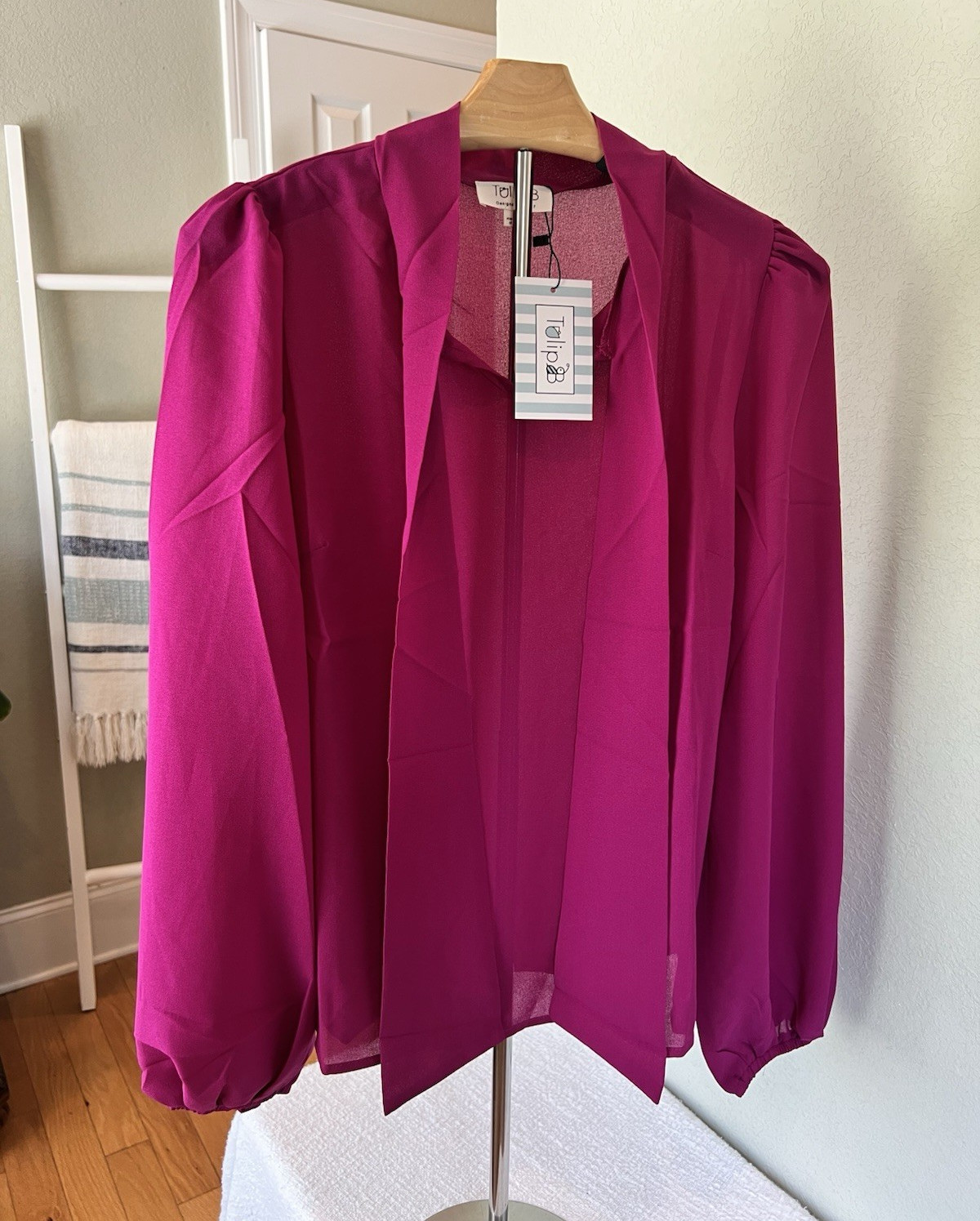 TulipB Women’s Pink Sheer Chiffon Tie-Neck V-Neck Puff Sleeve Blouse M