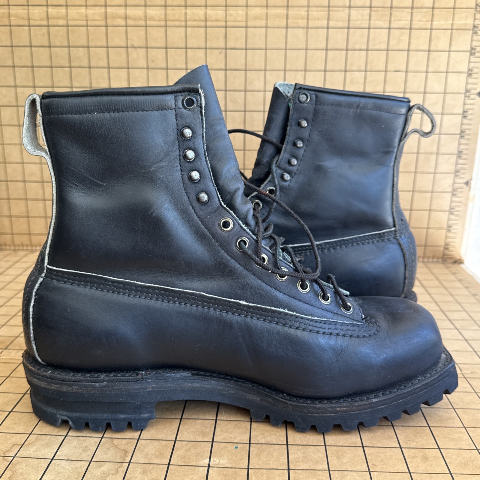 Size 10D Chippewa Military SEE PICTURES
