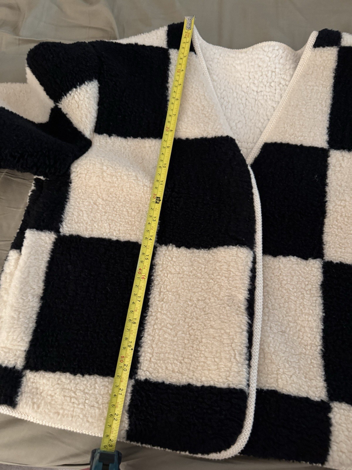 Source Unknown Women’s Viral Jacket & Vest Bundle Black Cream Checkerboard