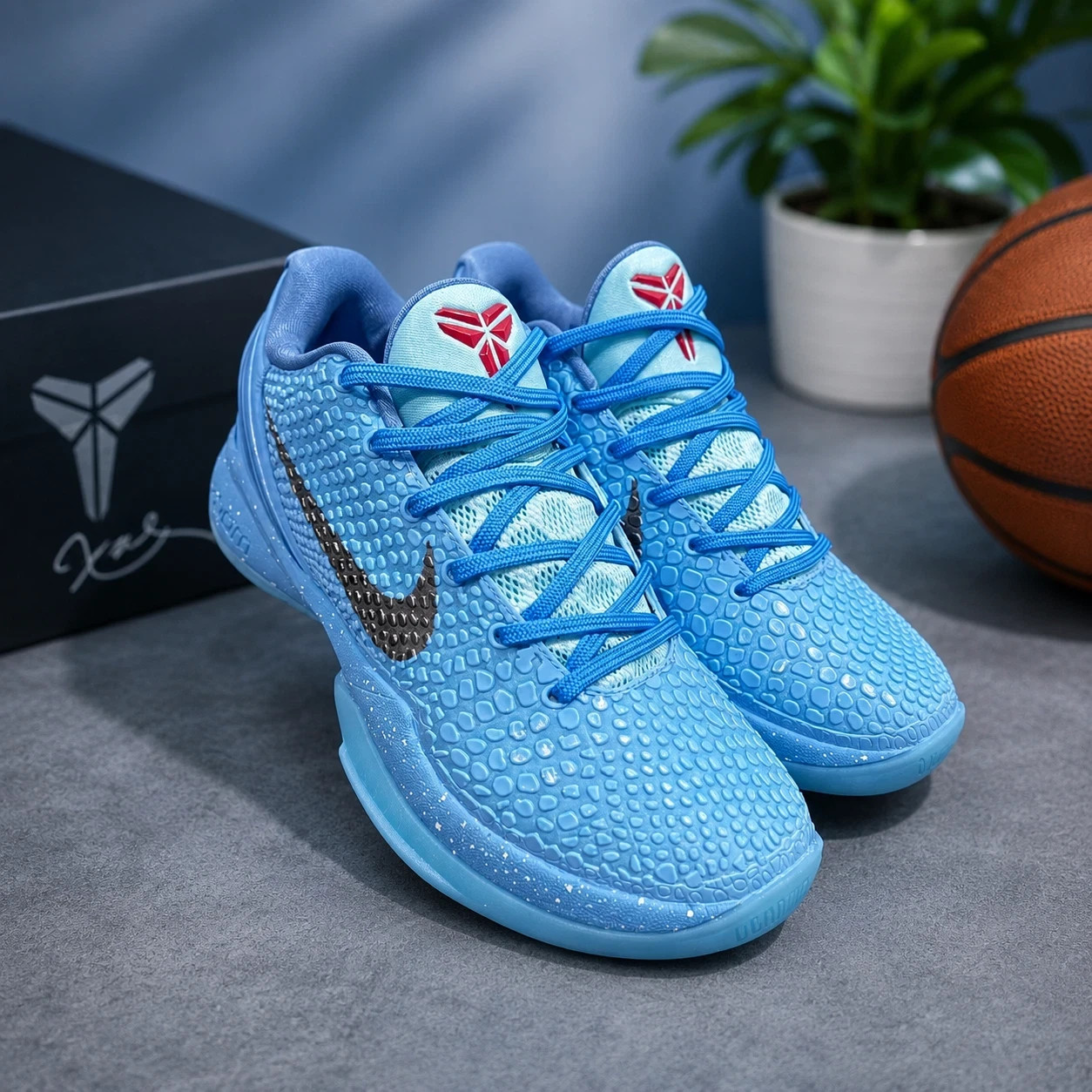 NEW MEN’S Kobe 6 Protro Blue Ice Grinch Sport Size US (7-12)
