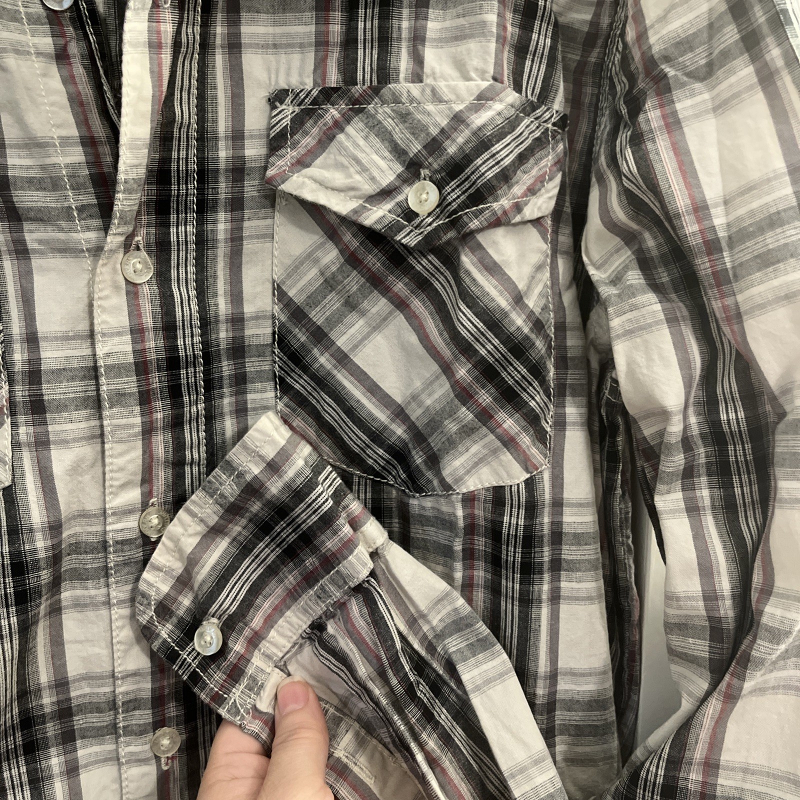 Modern Culture Men’s Western Wear Size XL Button Down Front Plaid Gray & Red