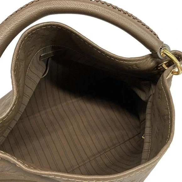 Authentic Louis Vuitton Artsy MM Terre Brown empreinte leather $3800 MSRP