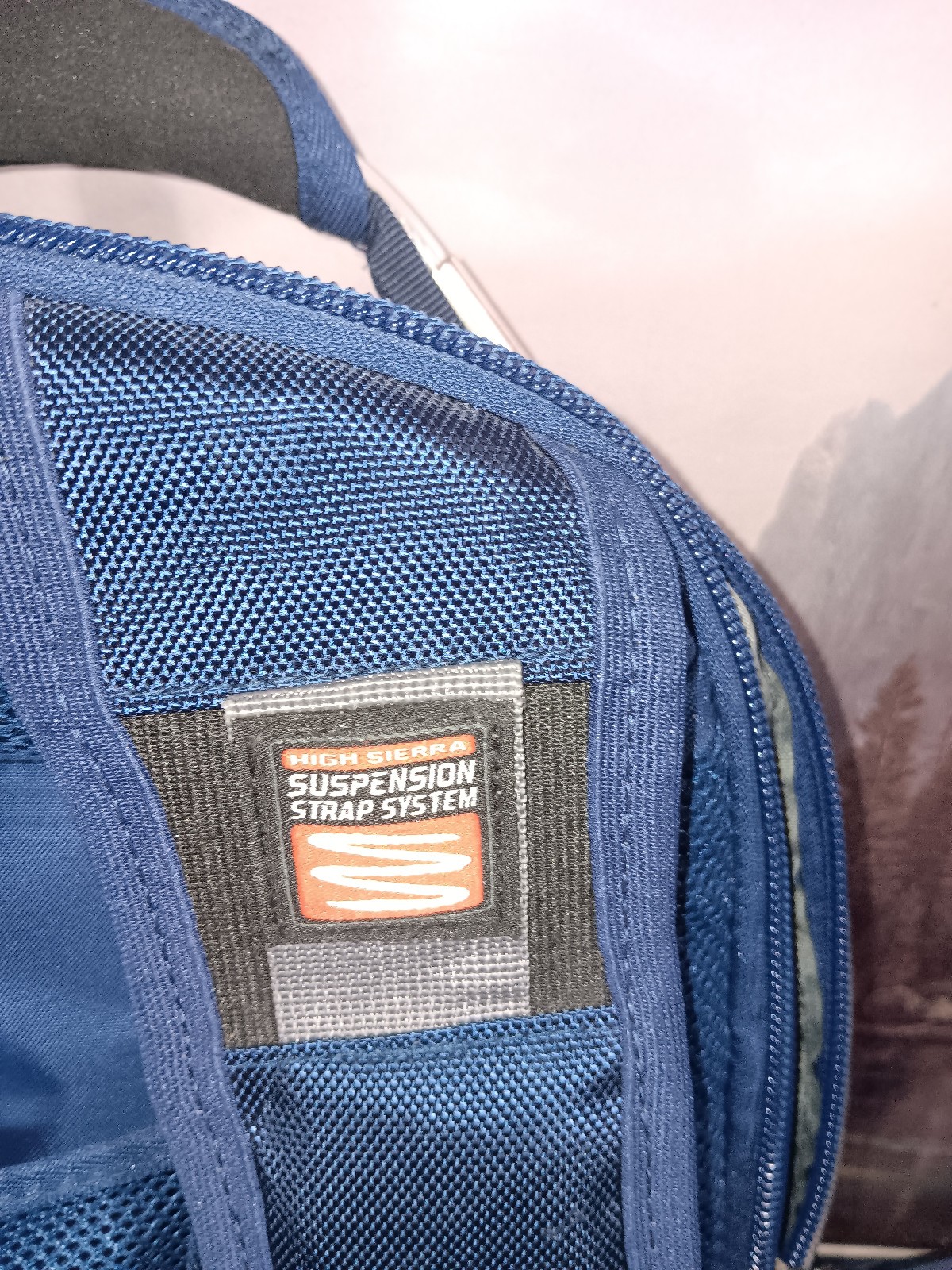 HIGH SIERRA ELITE BACKPACK – AIRFLOW COOLED BACK- SUSPENSION STRAP – NEW OTHER