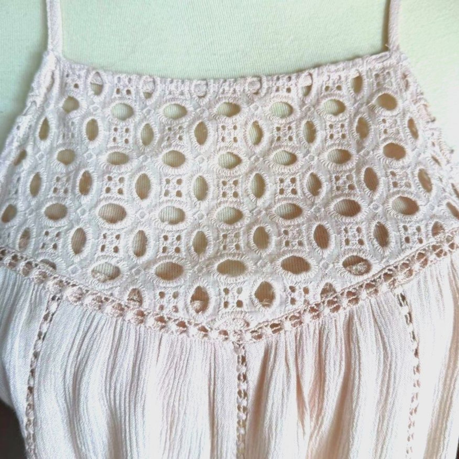 NWT Doe & Rae Blush Pink Crochet Detail Cami Top sz LG