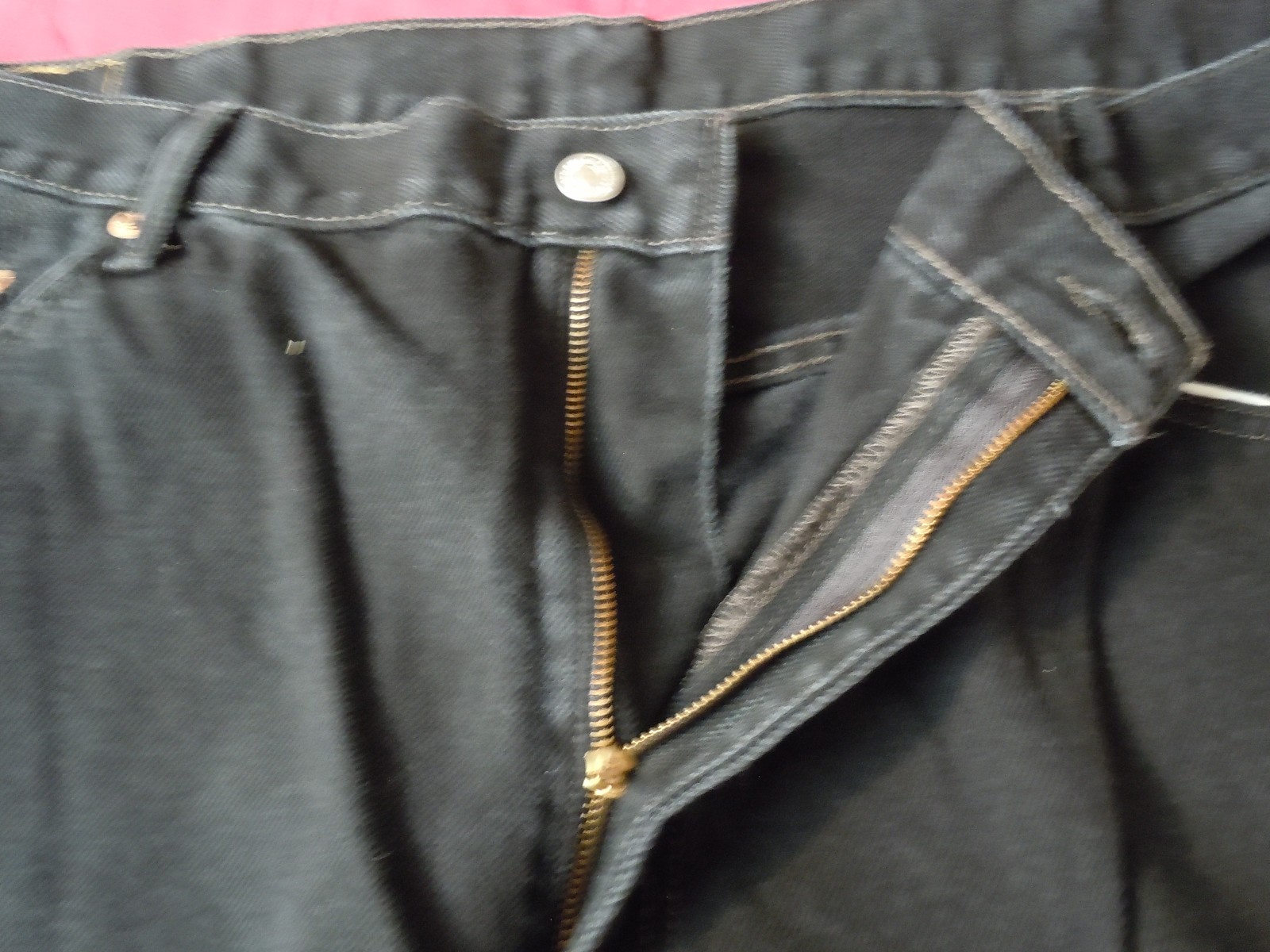 Levi’s 550 * Mens Black Denim Jeans * size 44 x 29 *