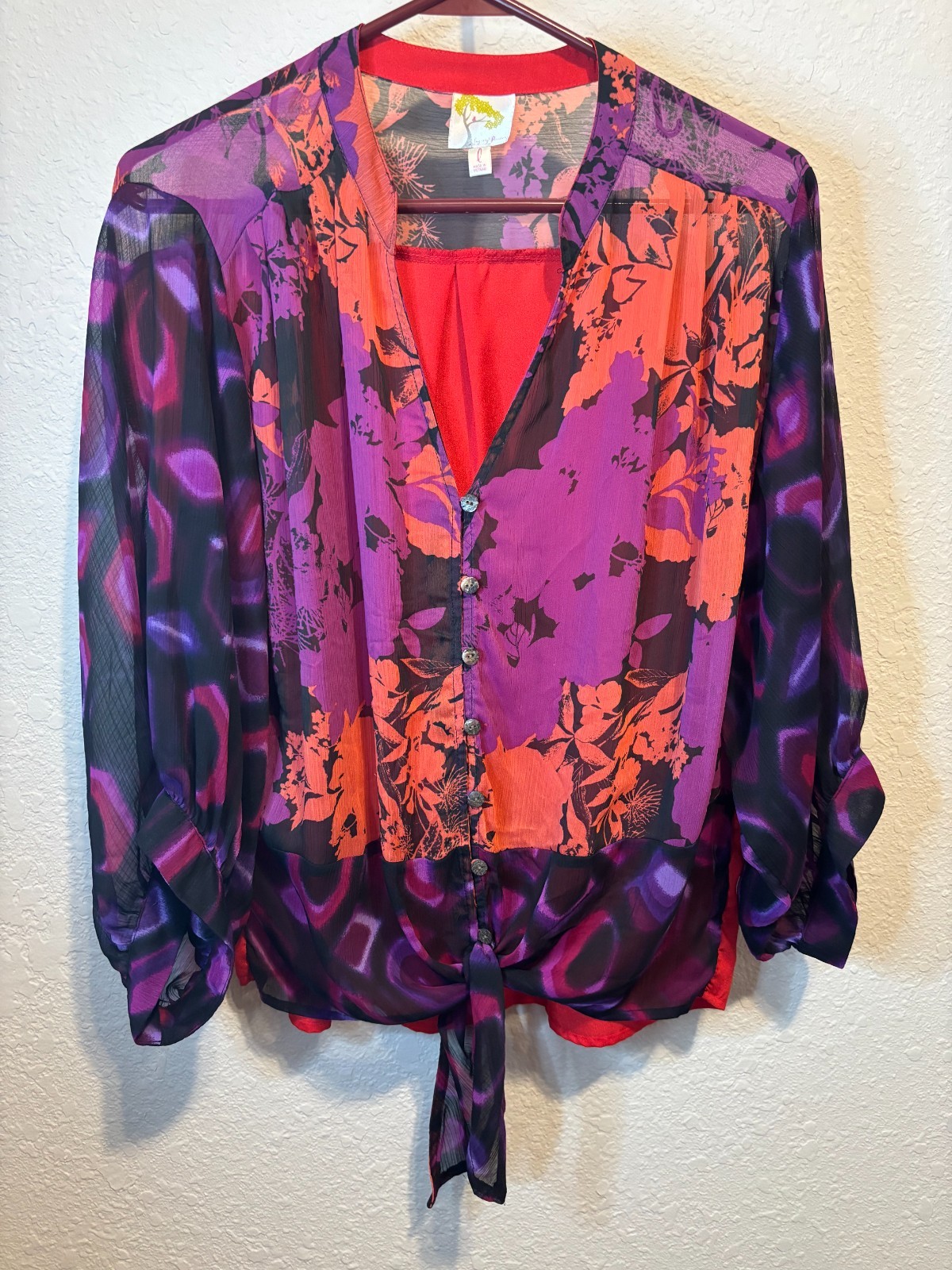 Anthropologie Fig and Flower Red Black Purple Floral Button Front Top – Large