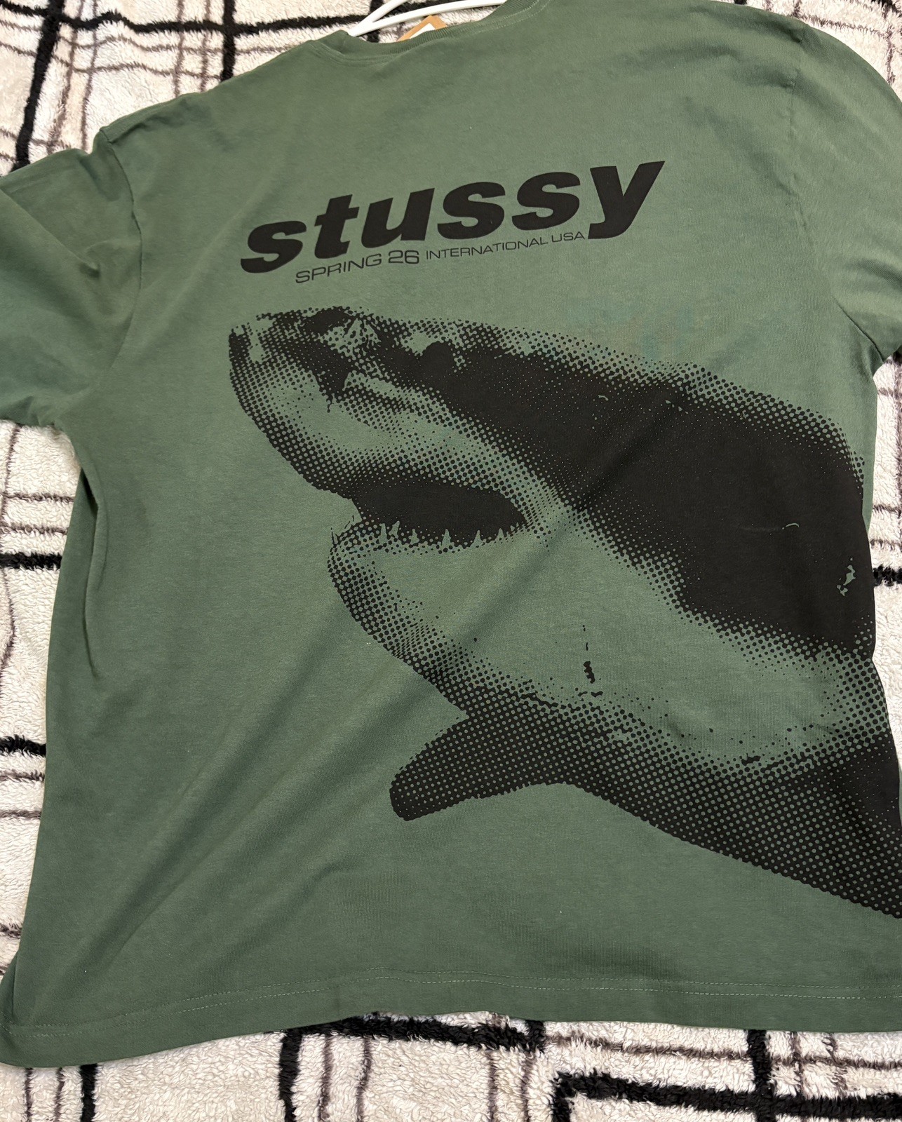 STUSSY SHARK GREEN PIGMENT TEE