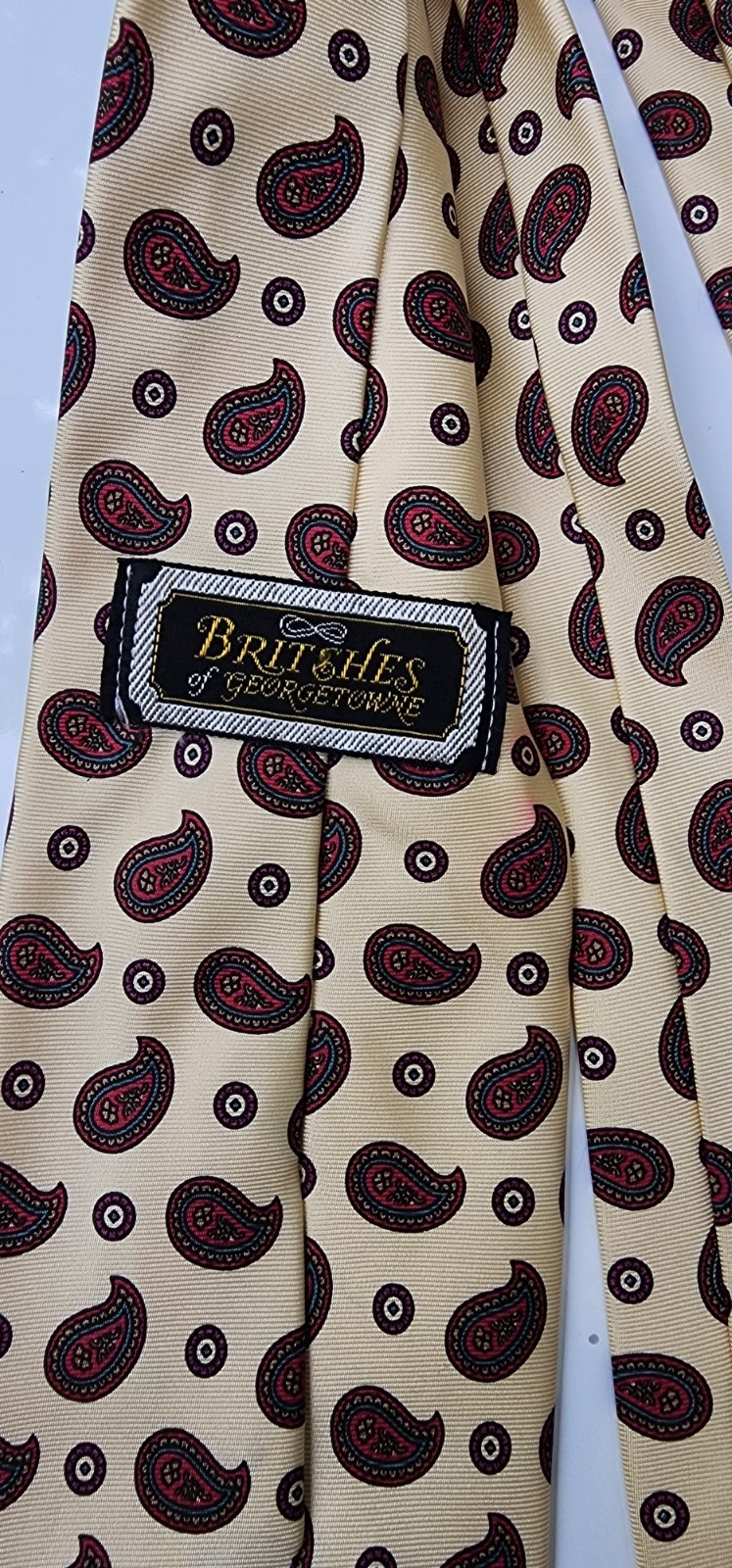 Britches Paisley 100% Silk tie 3.25″ X 57.5″ Made In England